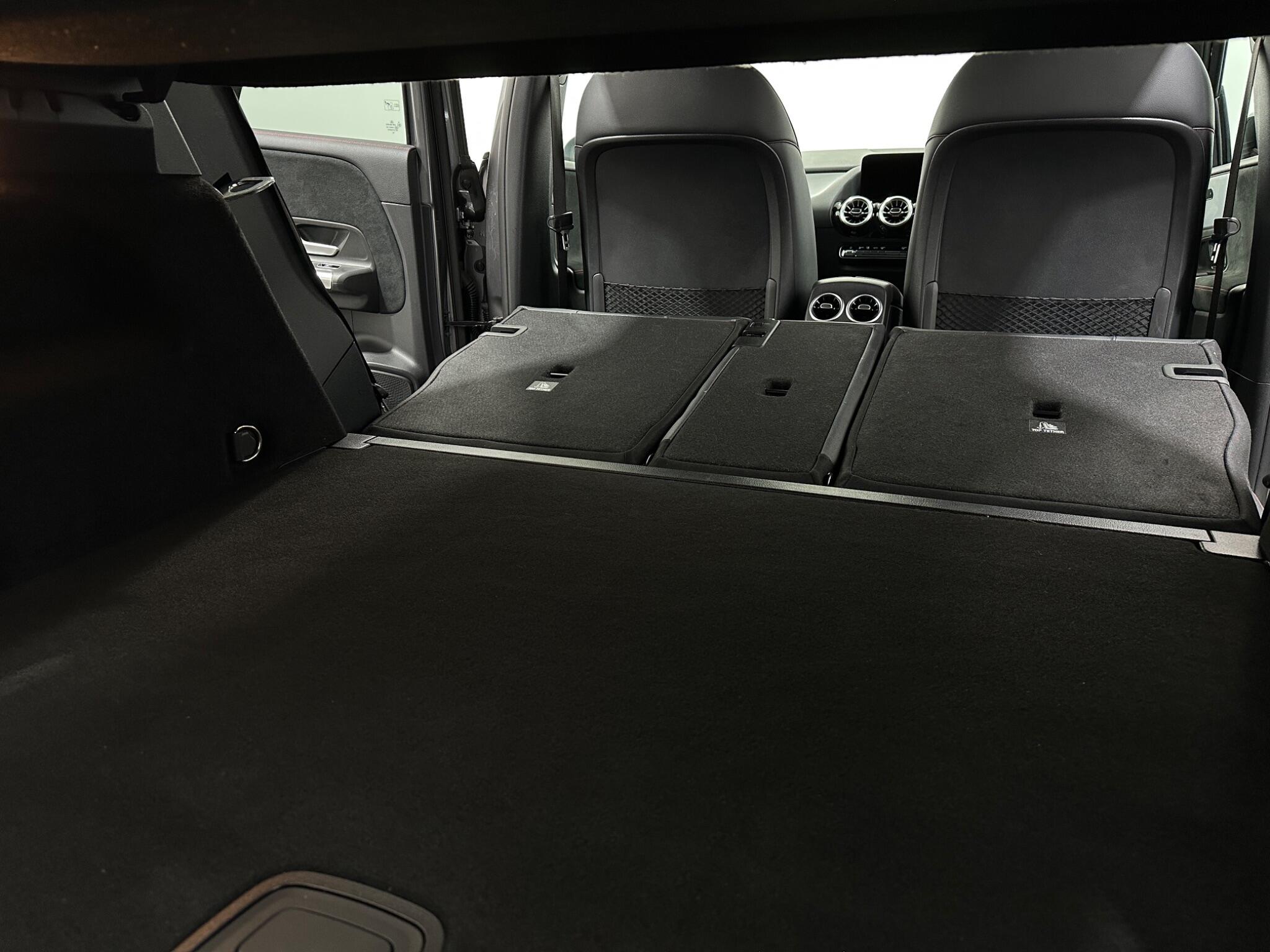 Mercedes-Benz B-Class view 47