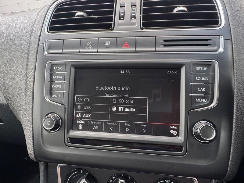 Volkswagen Polo view 22