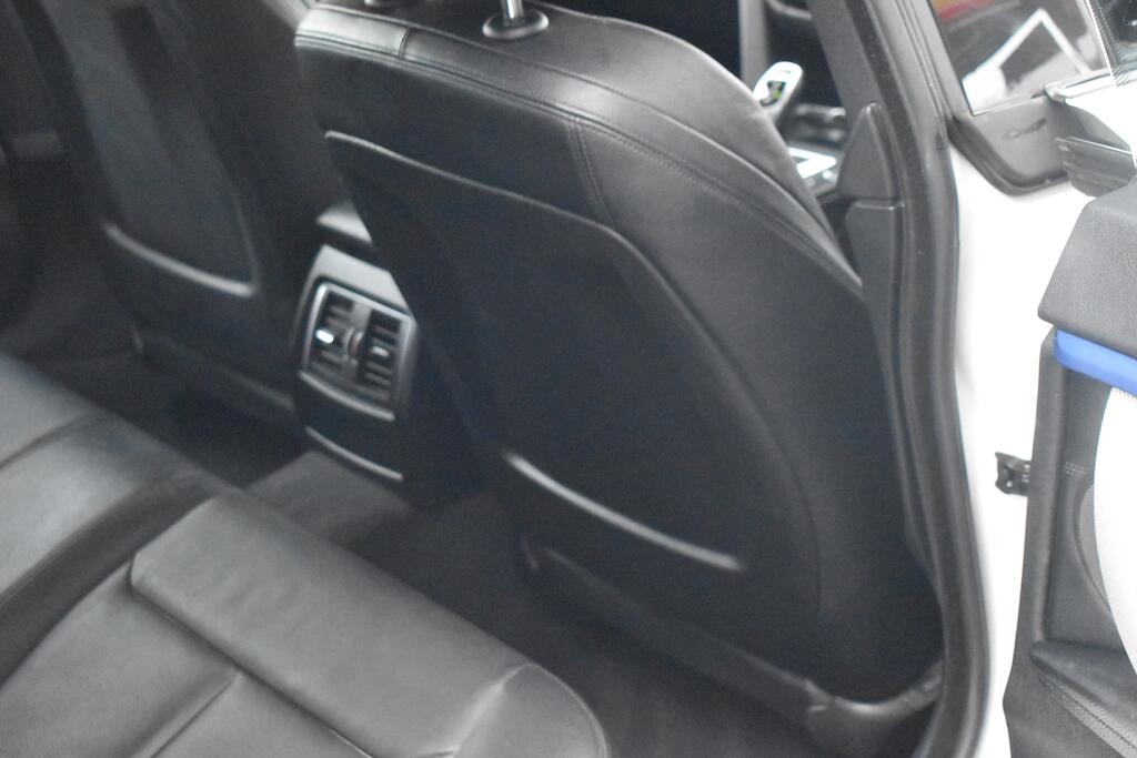 BMW 4 Series view 33