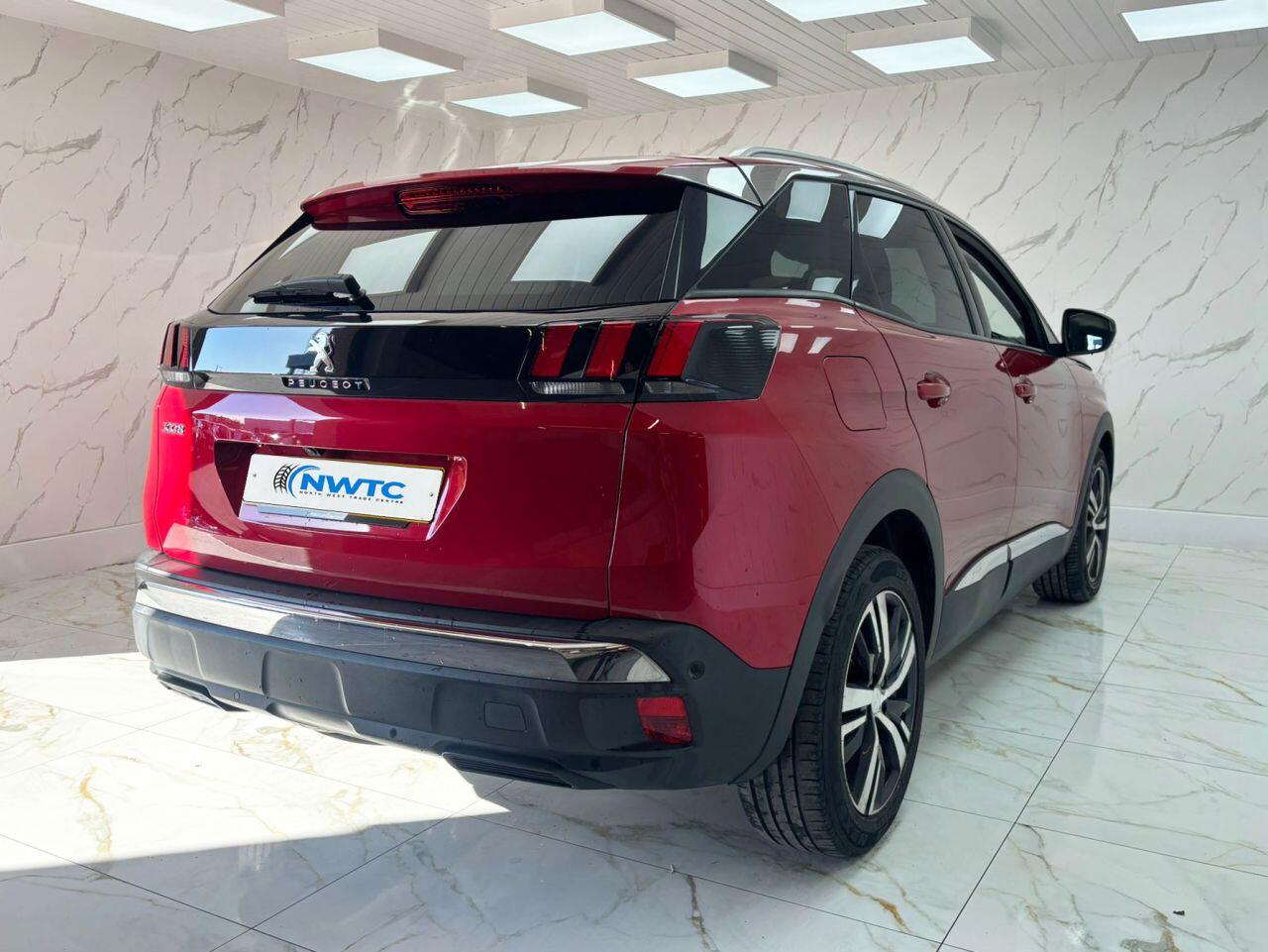 Peugeot 3008 view 9
