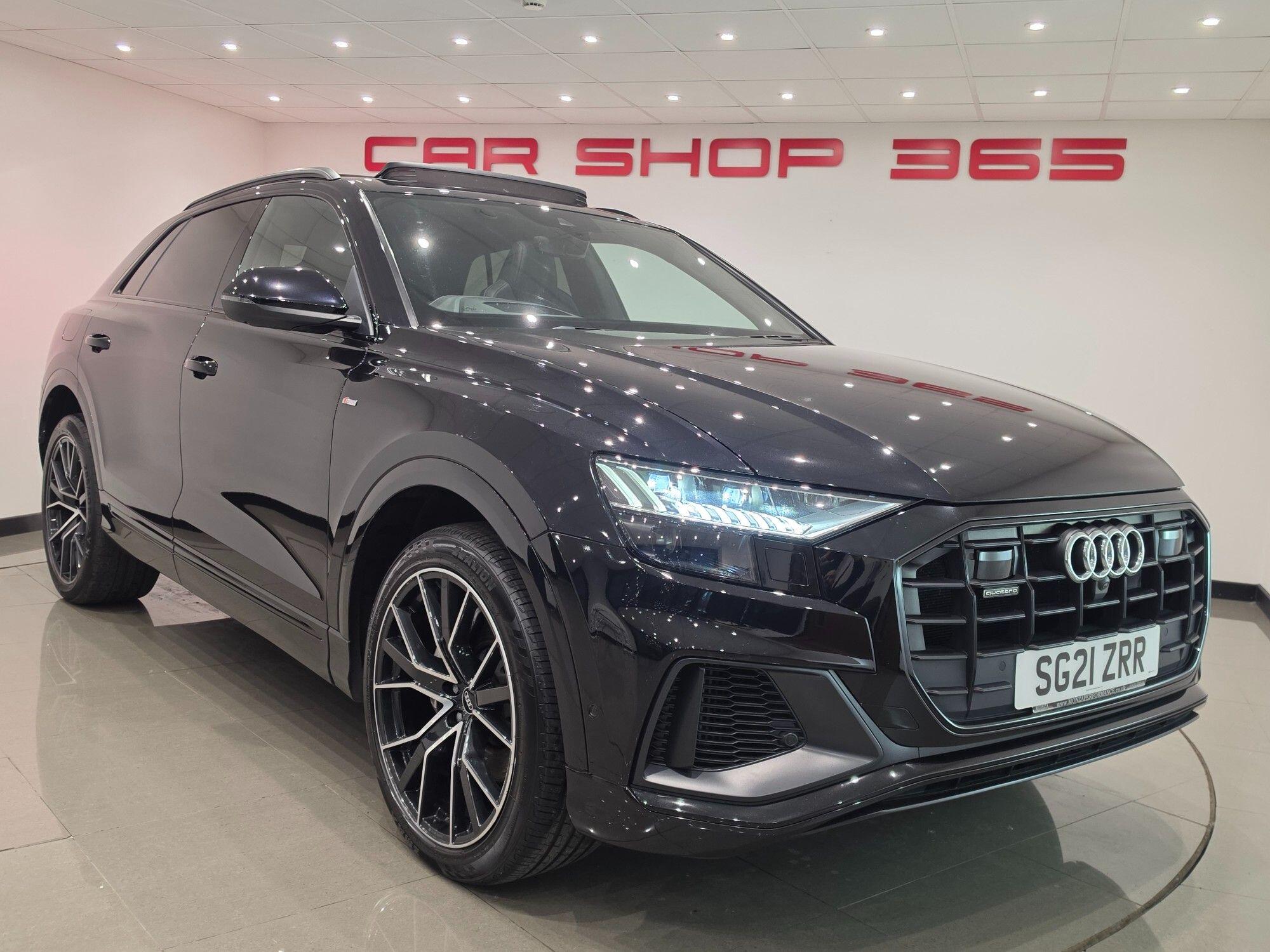 Audi Q8 view 57