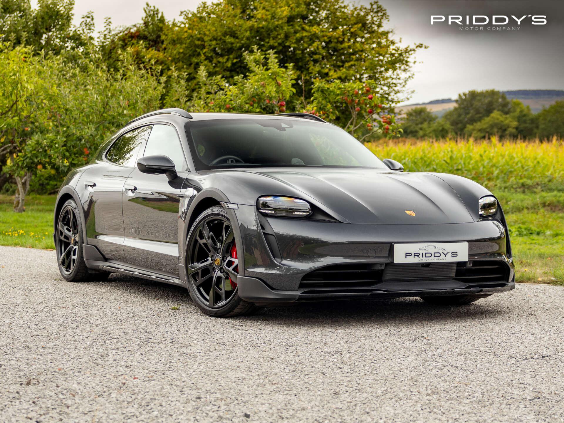 Porsche Taycan view 72