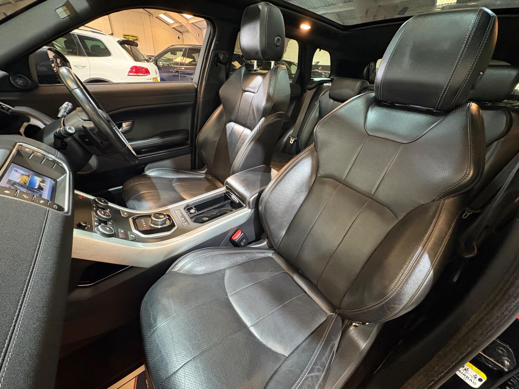 Land Rover Range Rover Evoque view 83