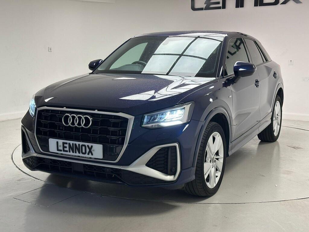 Audi Q2 view 3