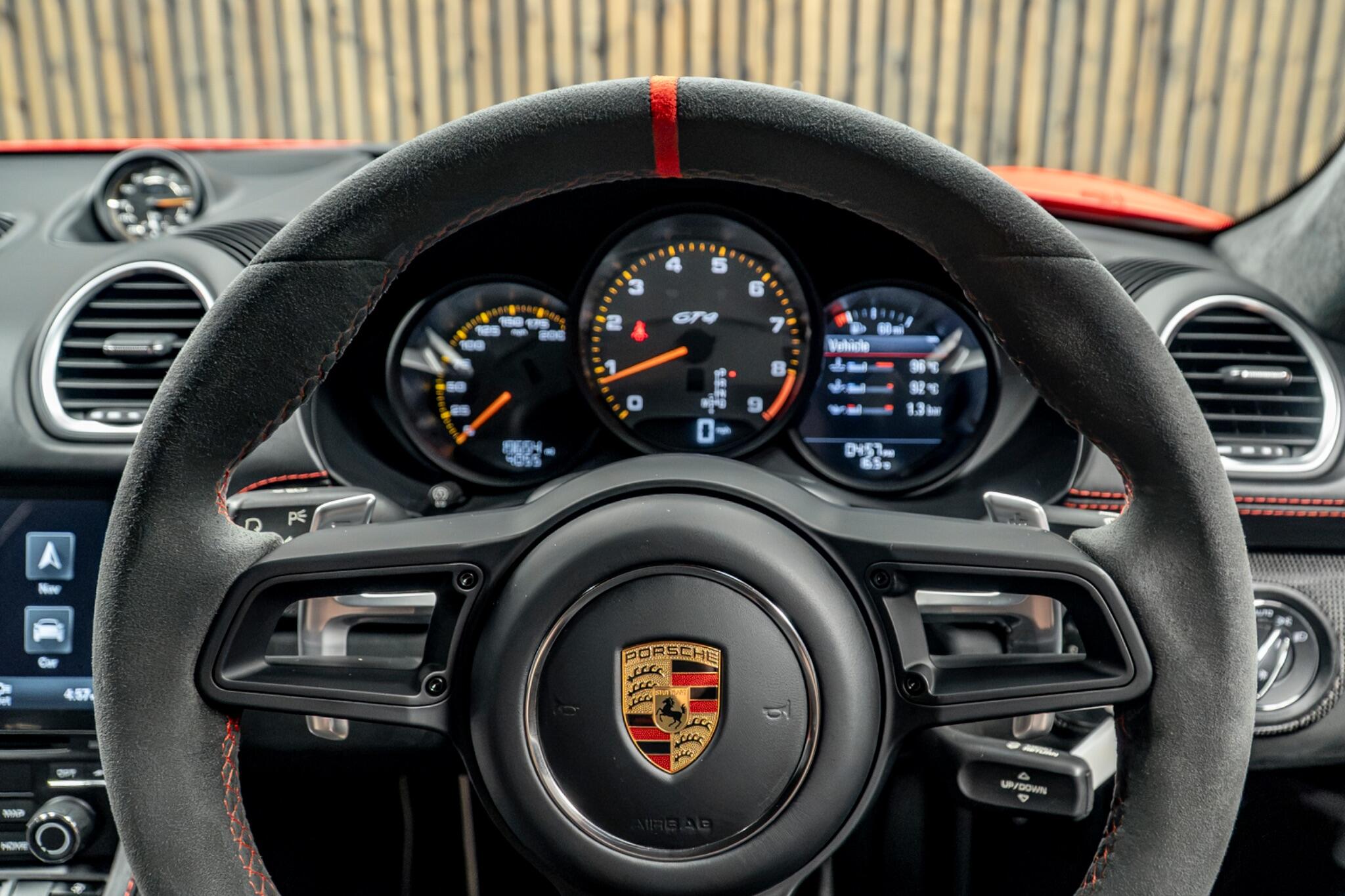 Porsche Cayman view 36