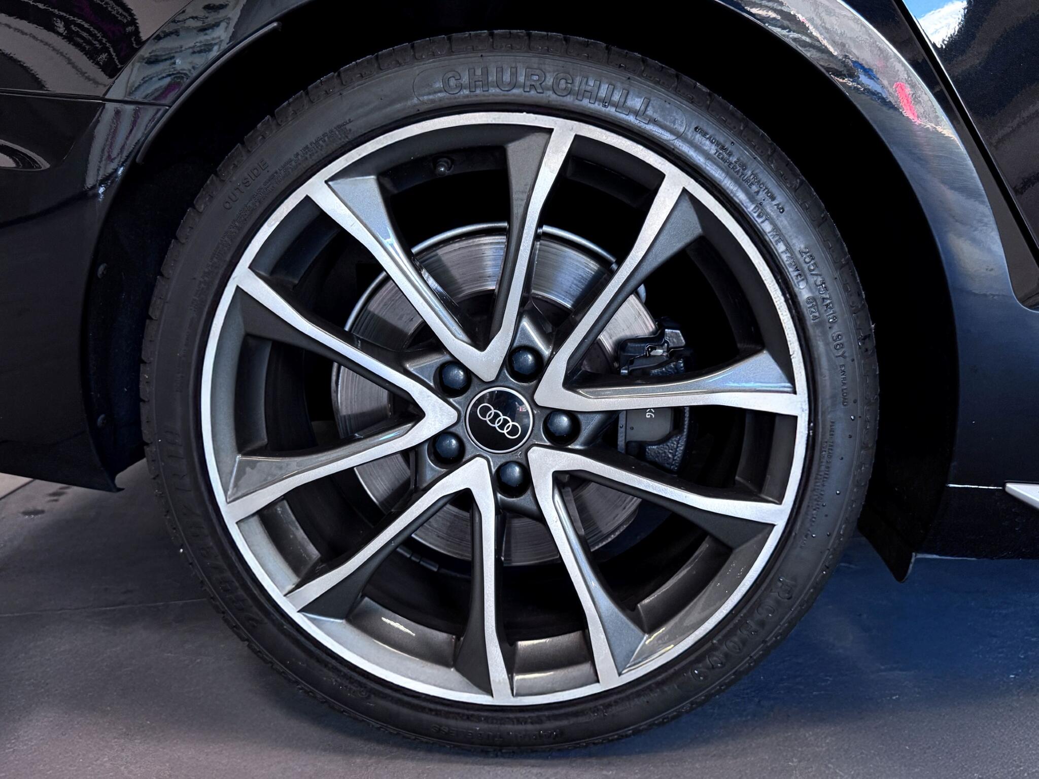 Audi S4 view 57