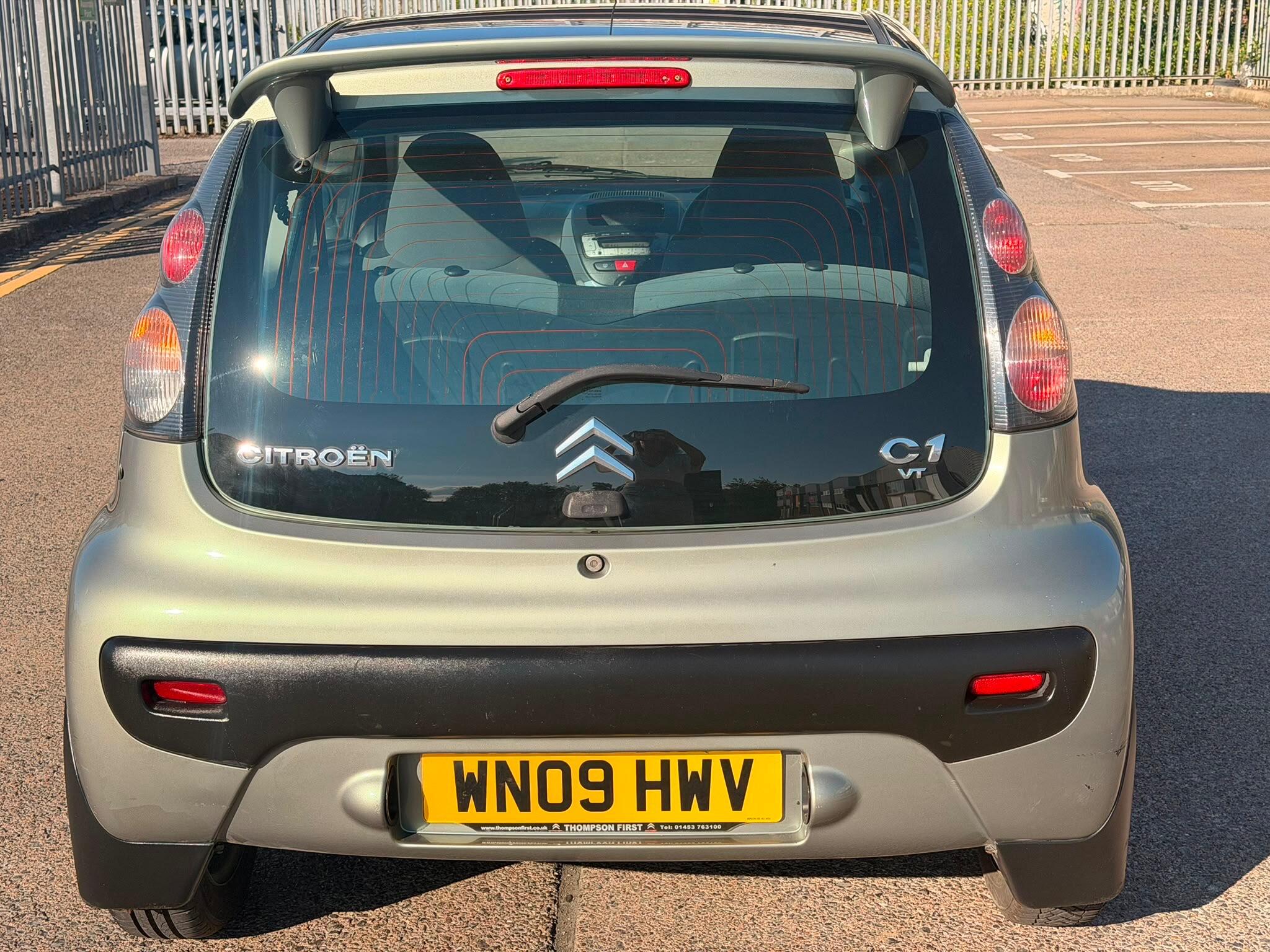 Citroen C1 view 11