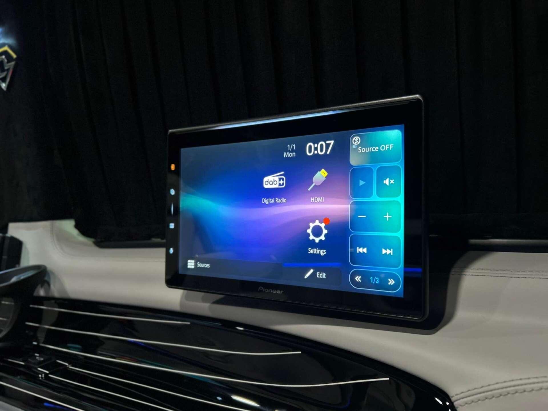 Mercedes-Benz Vito view 38