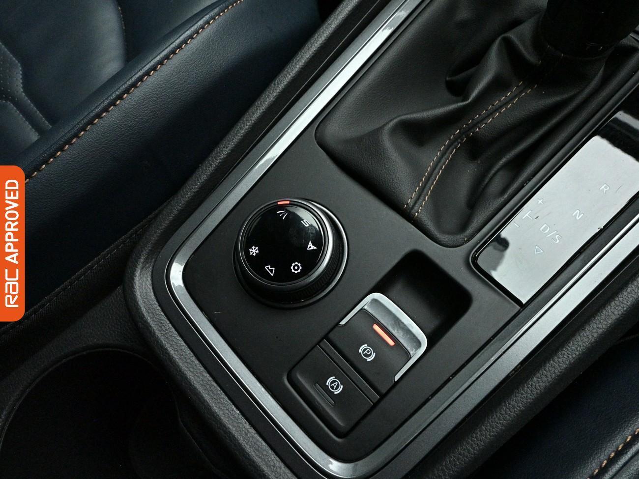 Cupra Ateca view 25