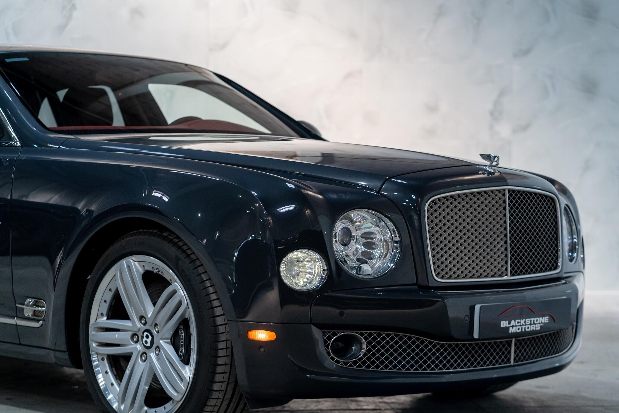 Bentley Mulsanne view 41