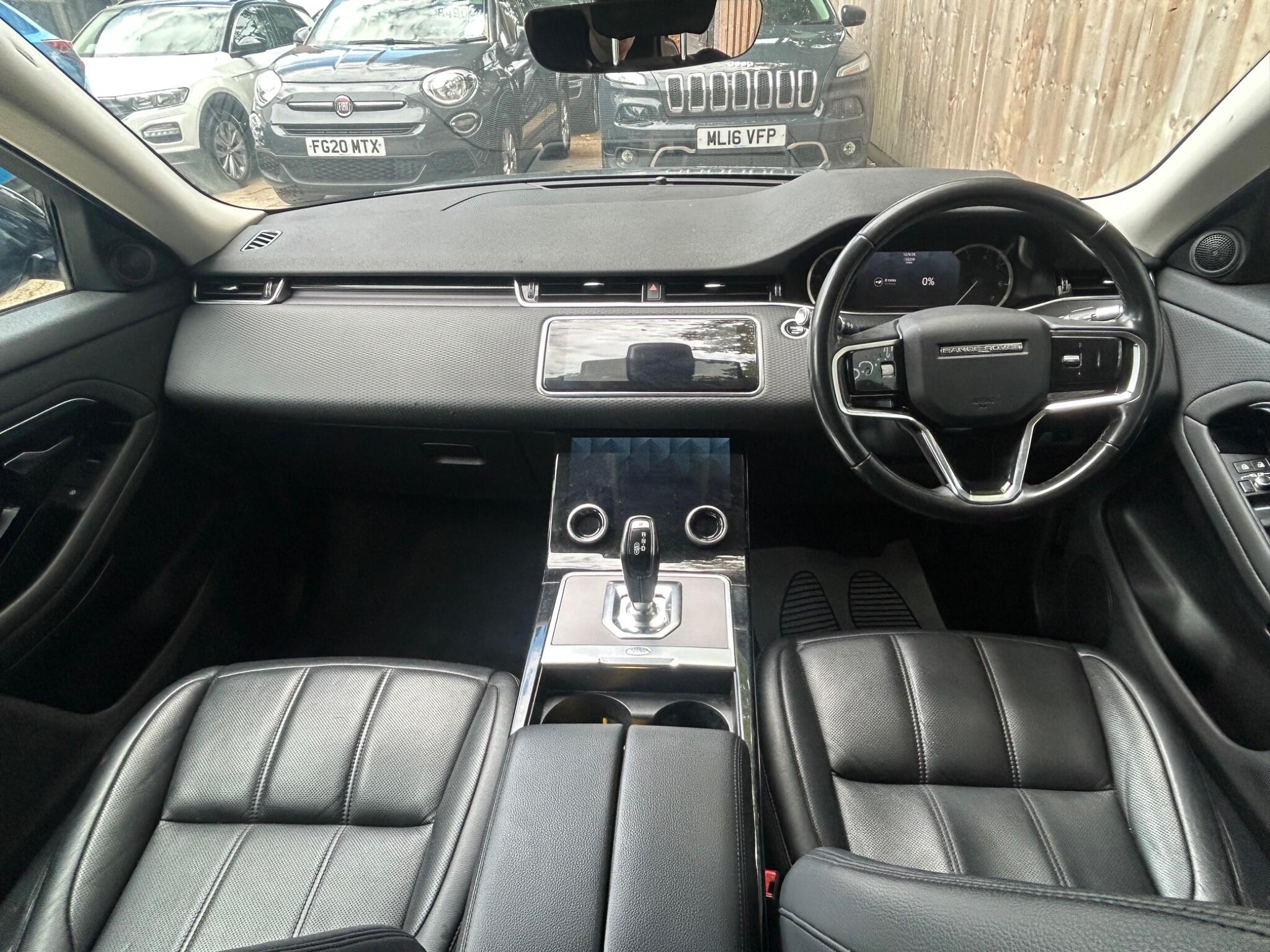 Land Rover Range Rover Evoque view 26
