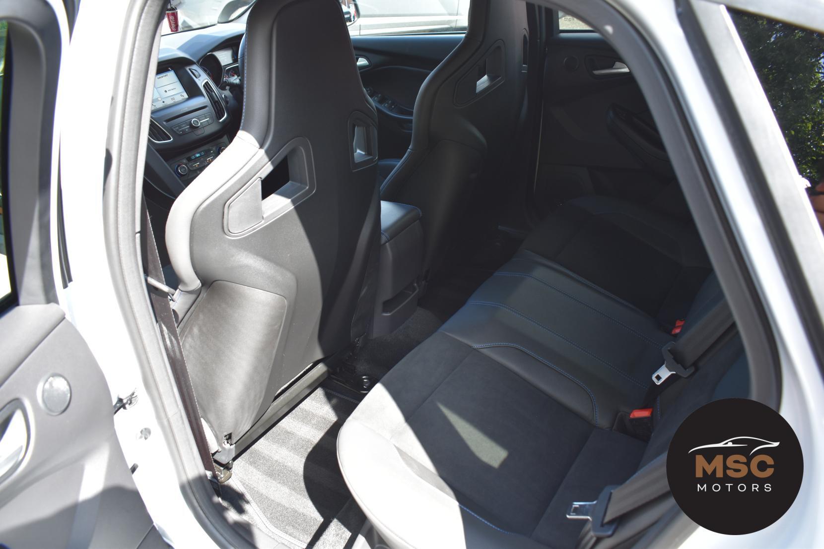 Ford Focus view 49