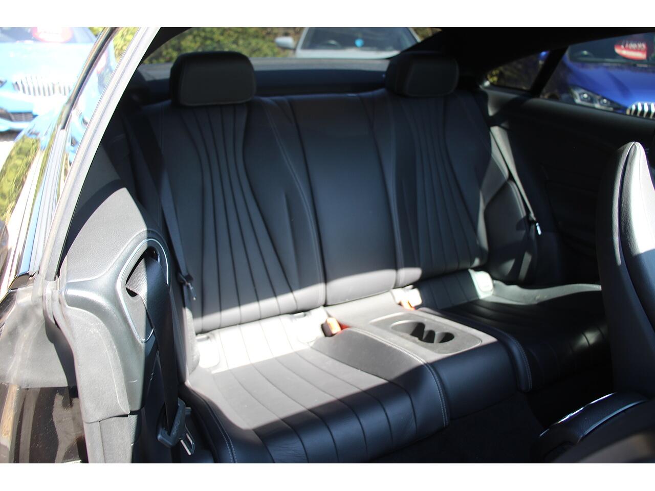 Mercedes-Benz E Class view 18