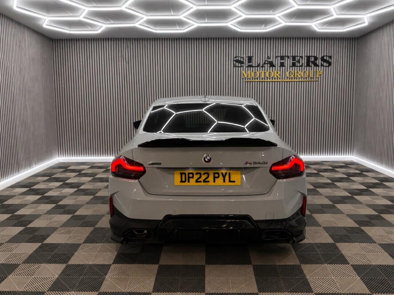 BMW 2 Series view 37