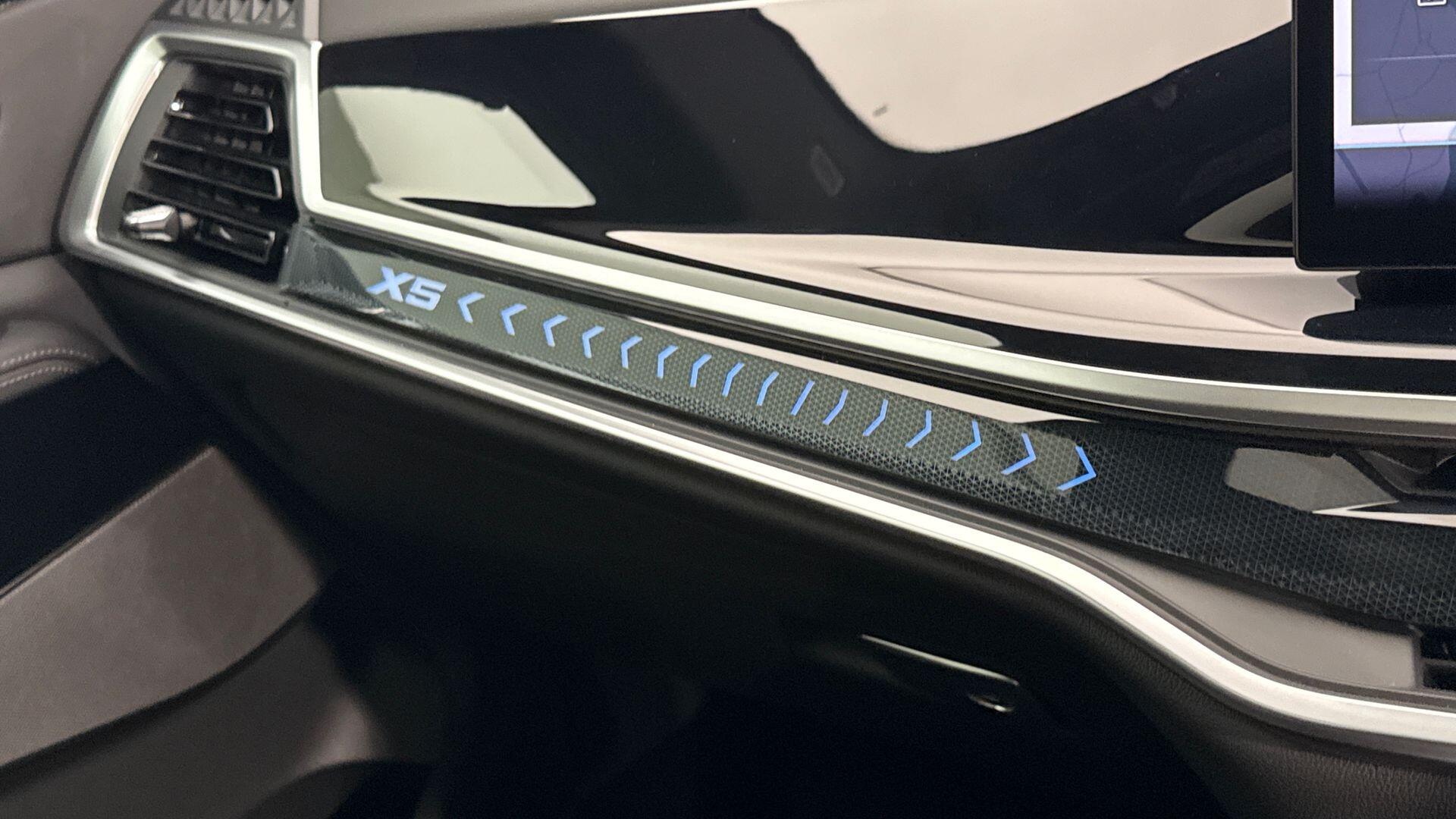 BMW X5 view 27