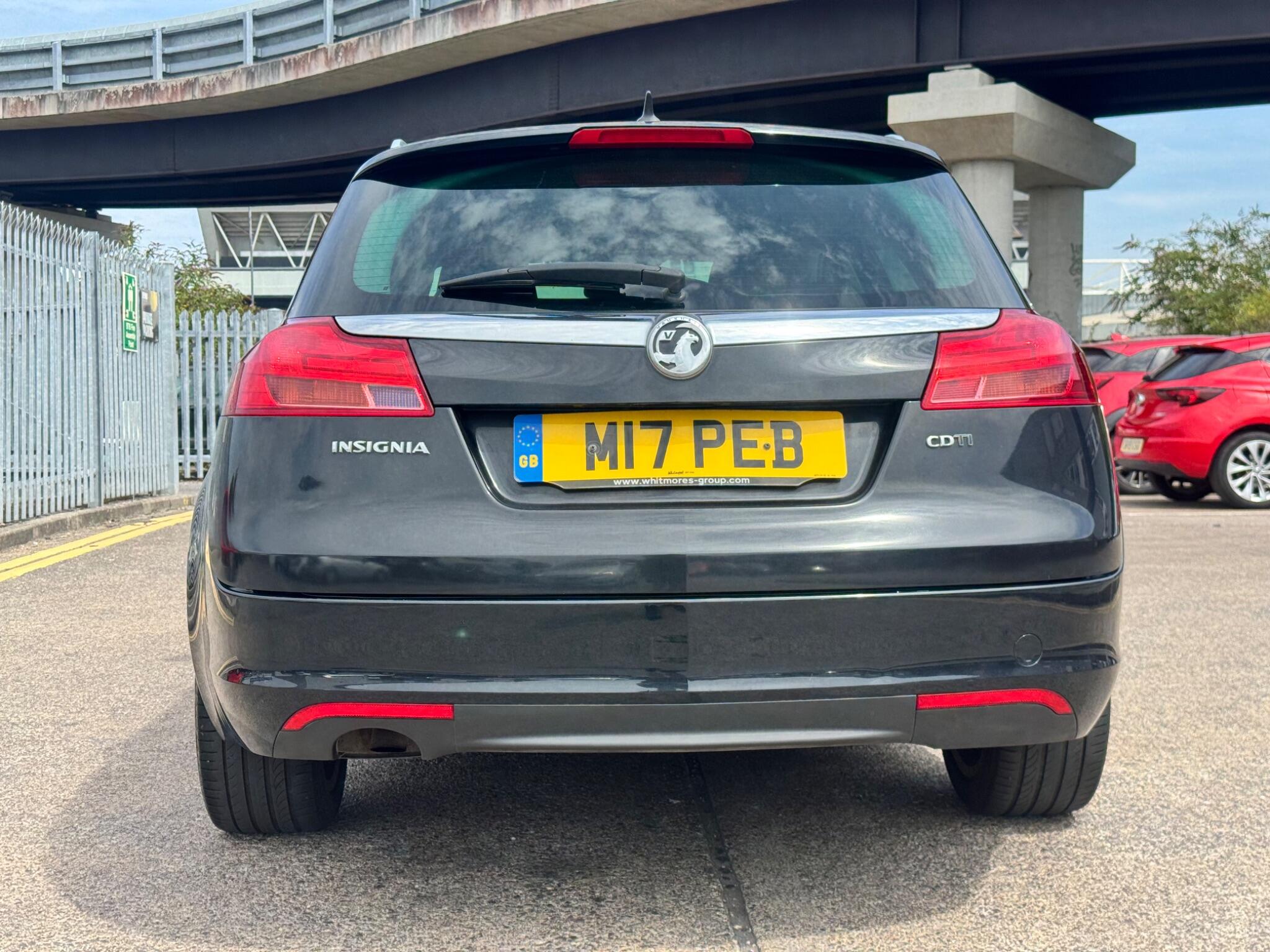 Vauxhall Insignia view 14