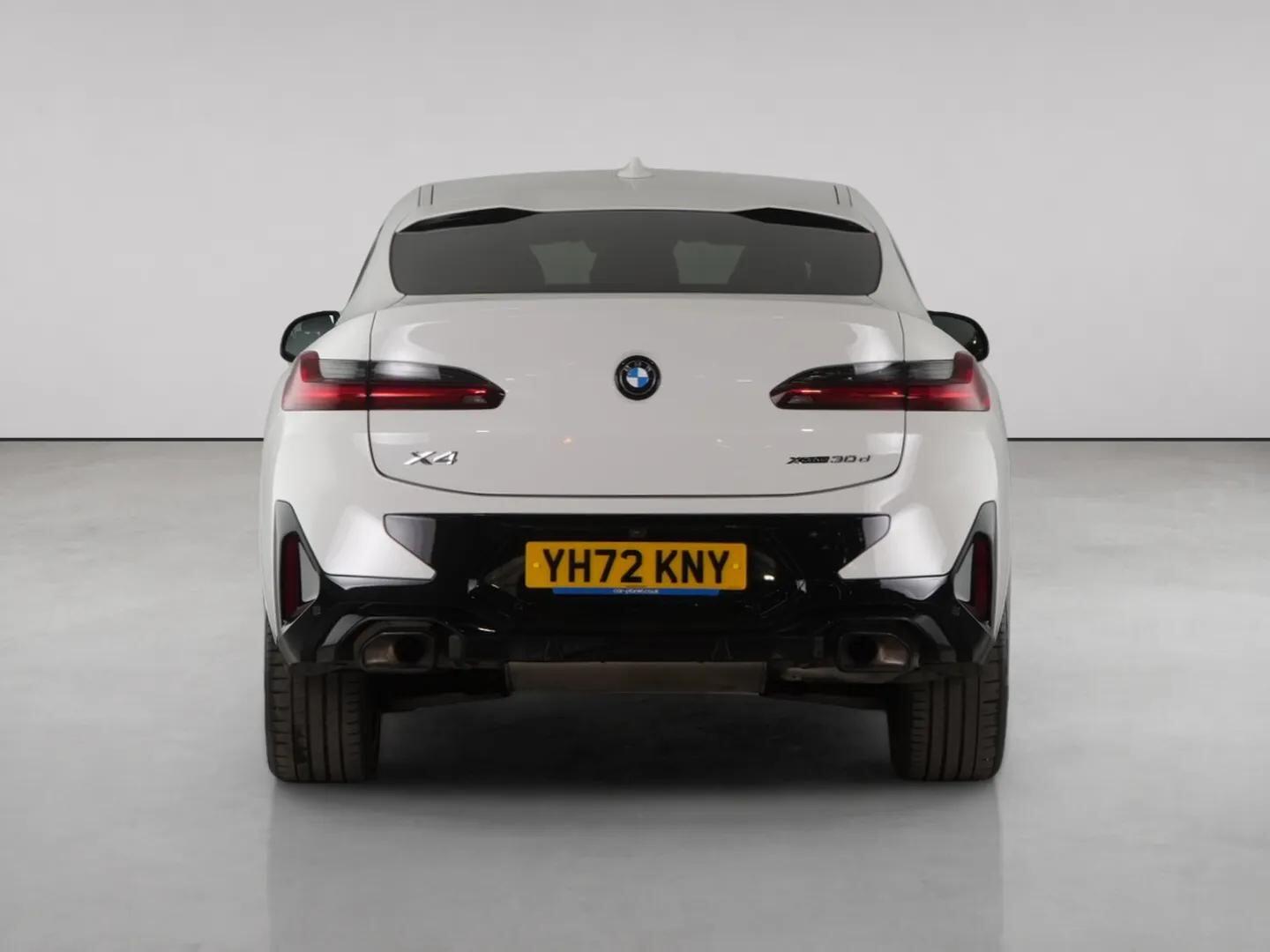 BMW X4 view 7