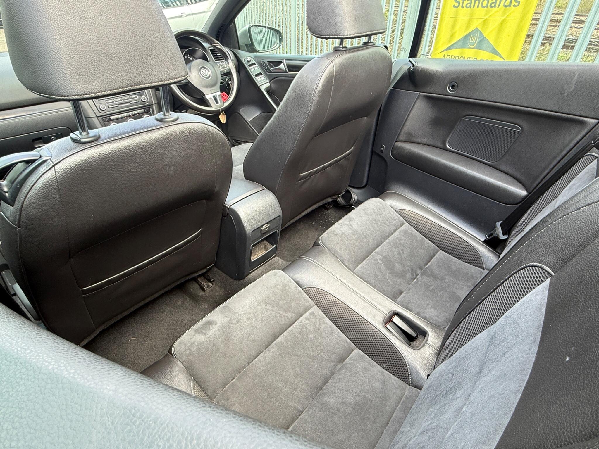 2012 Volkswagen Golf image 26