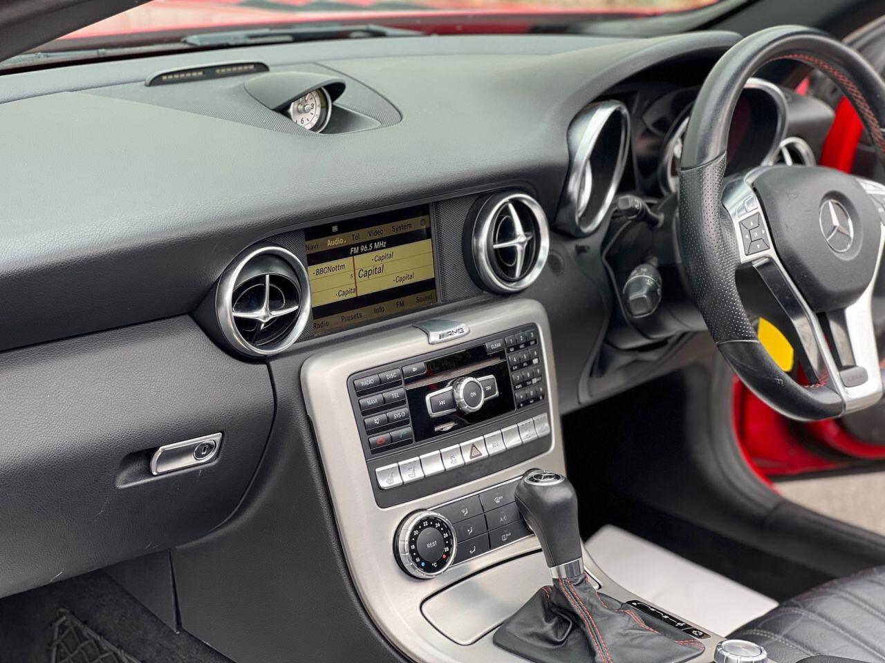 Mercedes-Benz SLK view 21