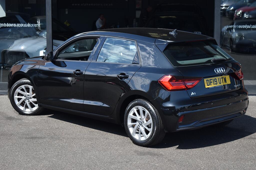 Audi A1 view 2