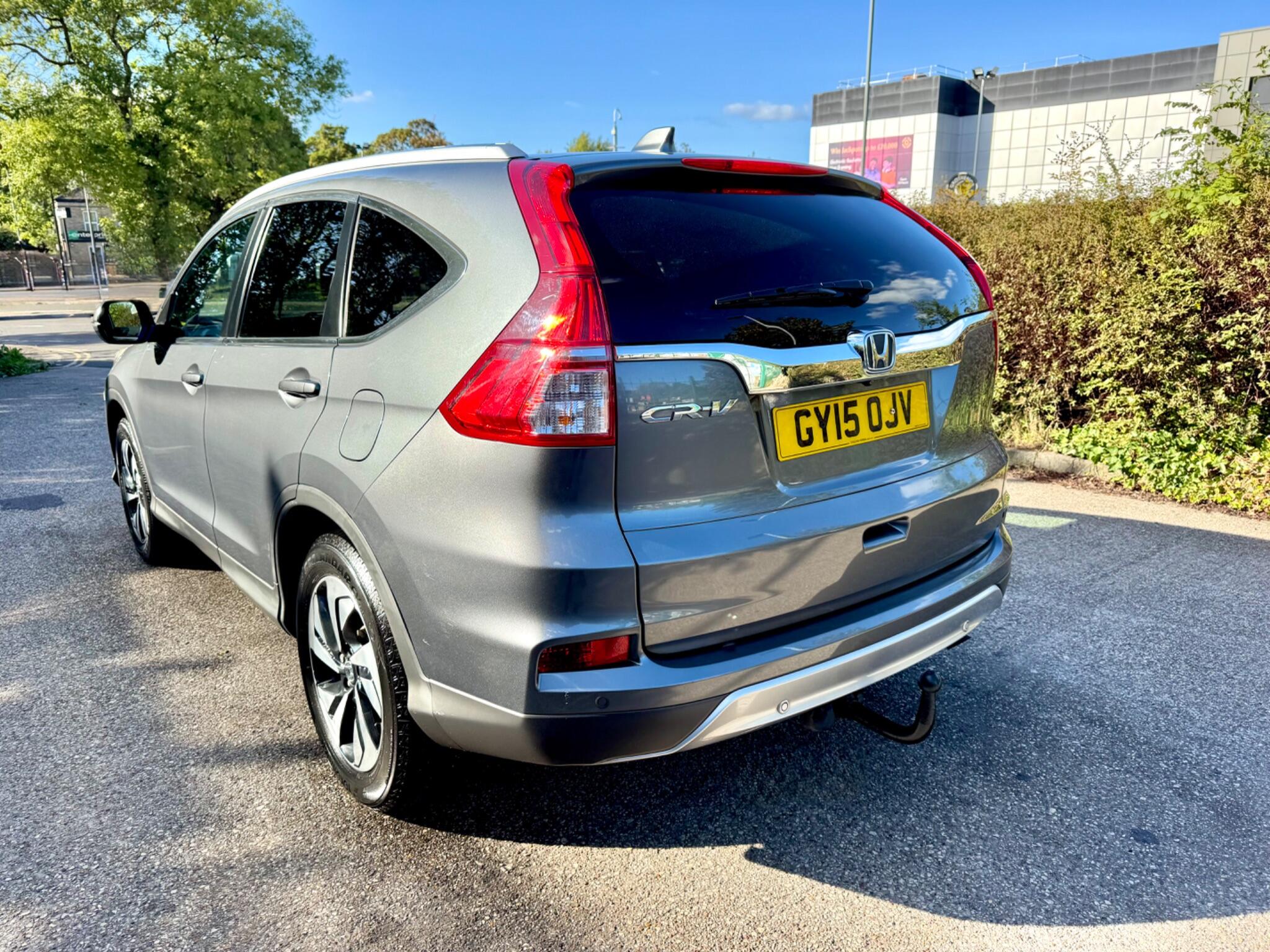 Honda CR-V view 5