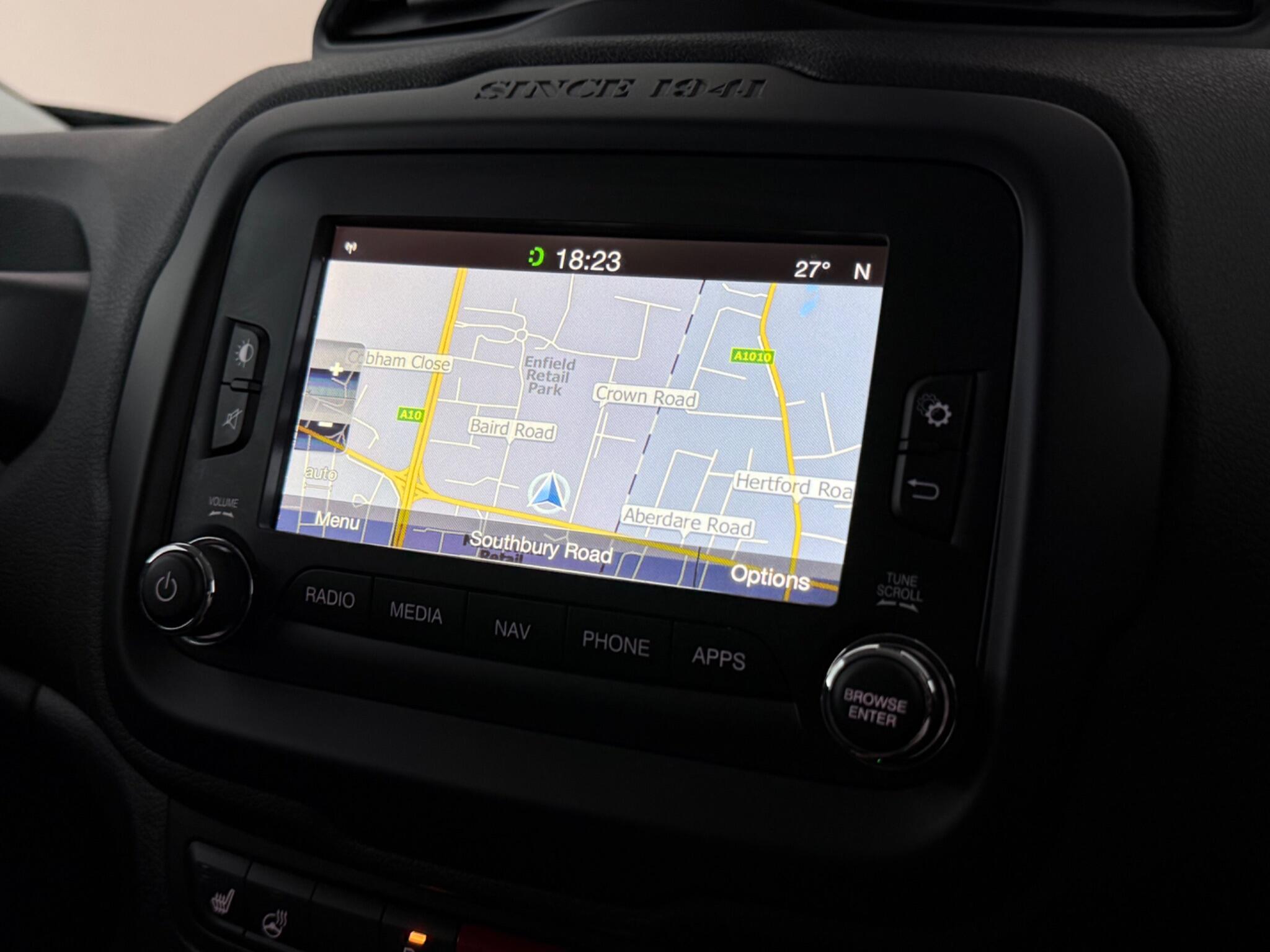 Jeep Renegade view 26