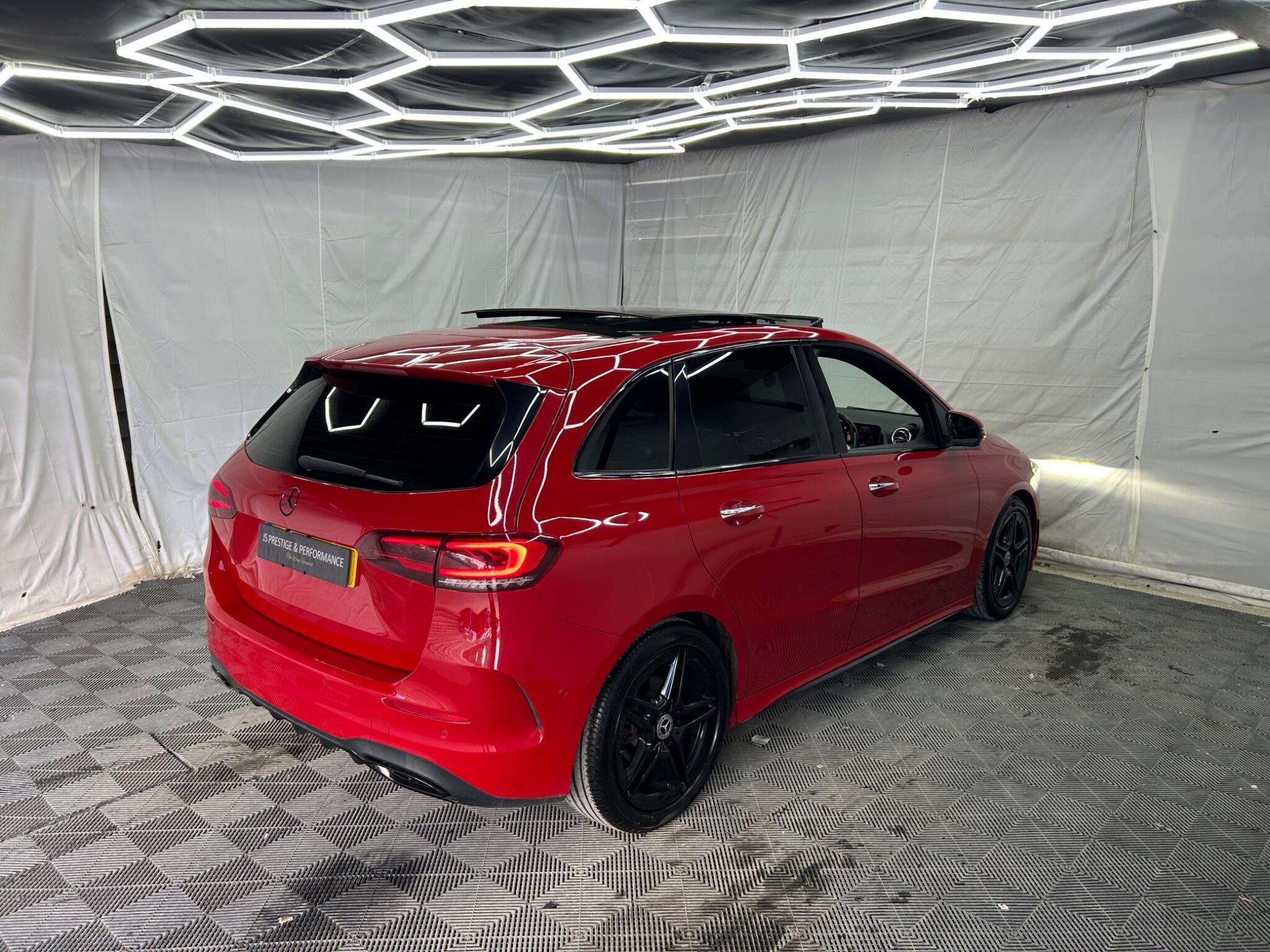 Mercedes-Benz B Class view 7