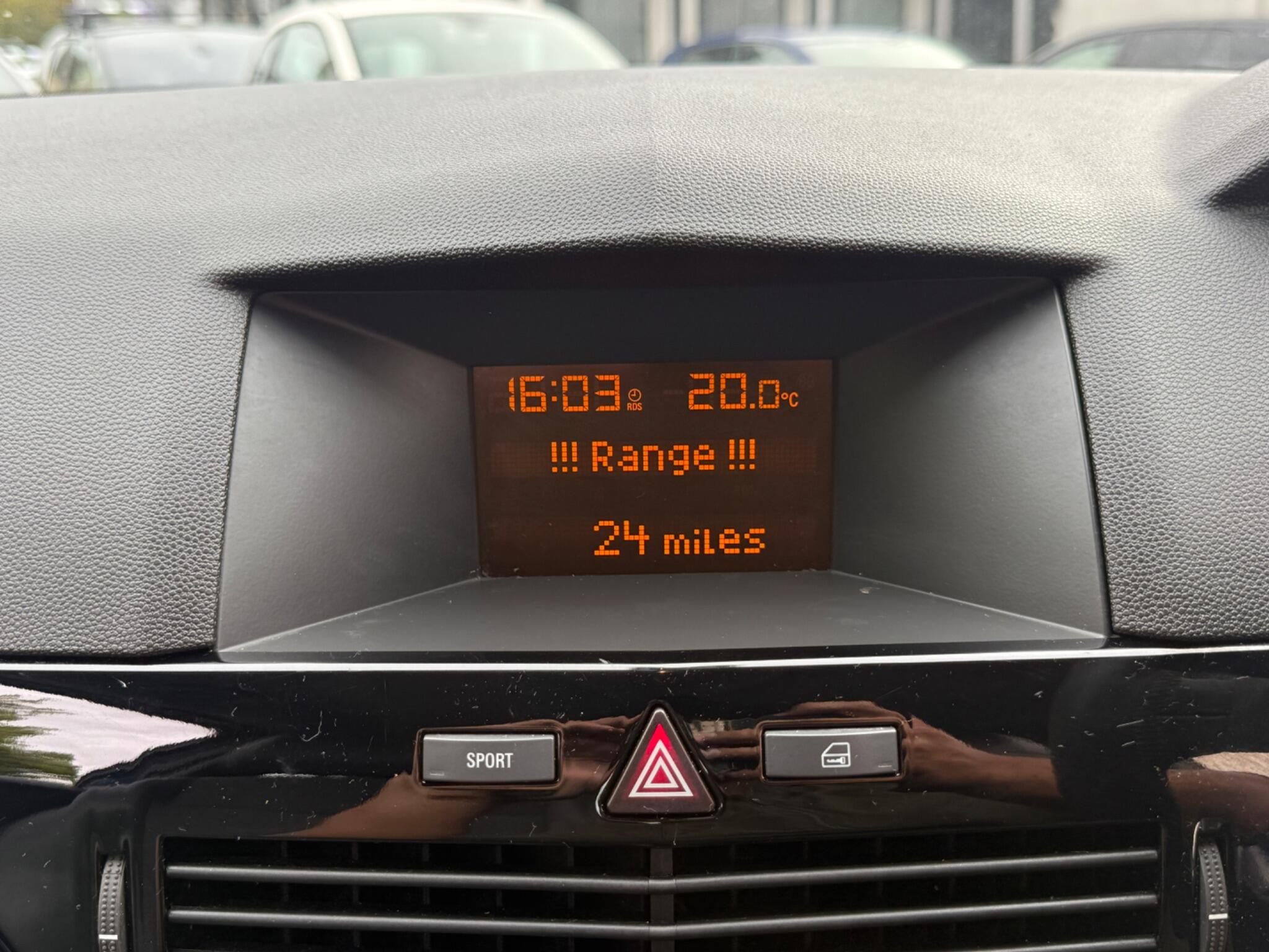 Vauxhall Astra - Image 47