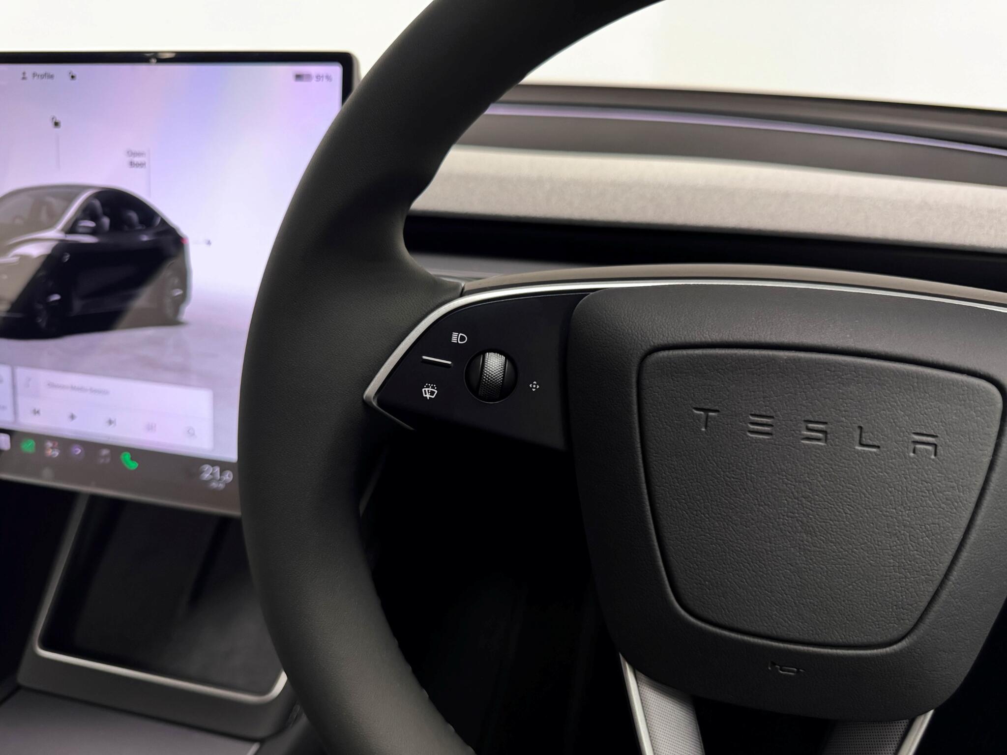 Tesla Model Y view 42