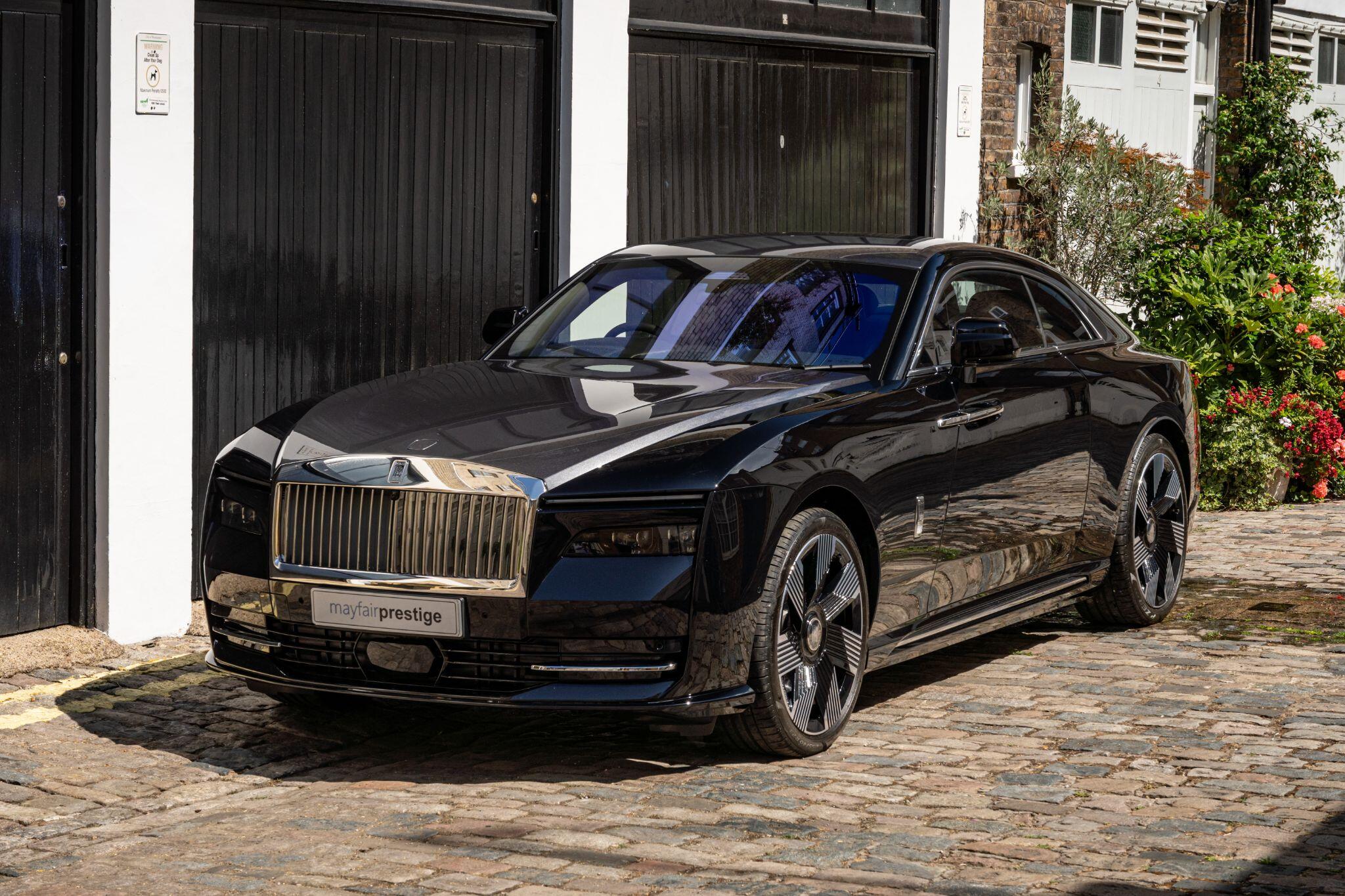 Rolls-Royce Spectre view 3