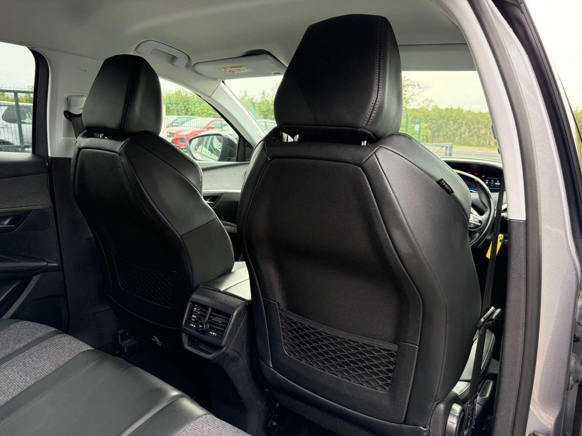 Peugeot 3008 view 24
