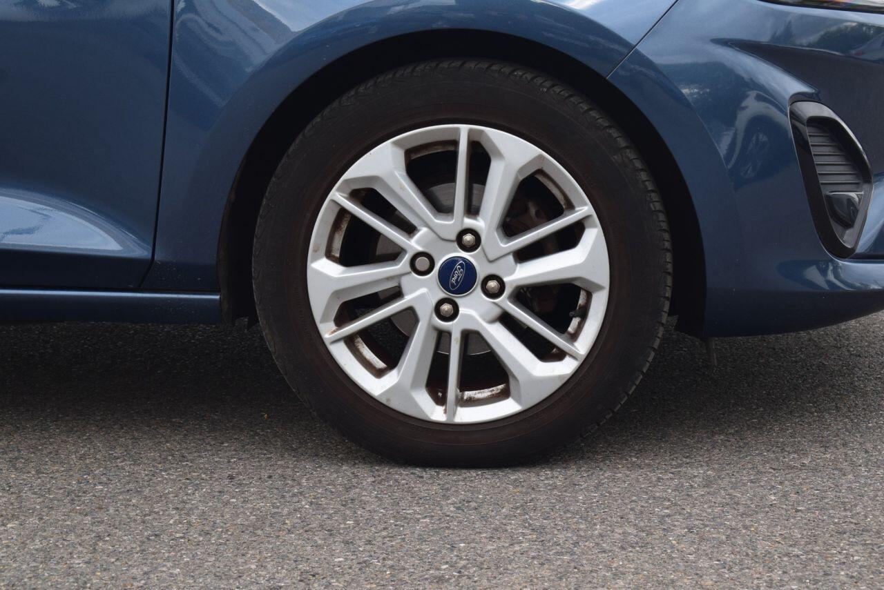 Ford Fiesta view 8