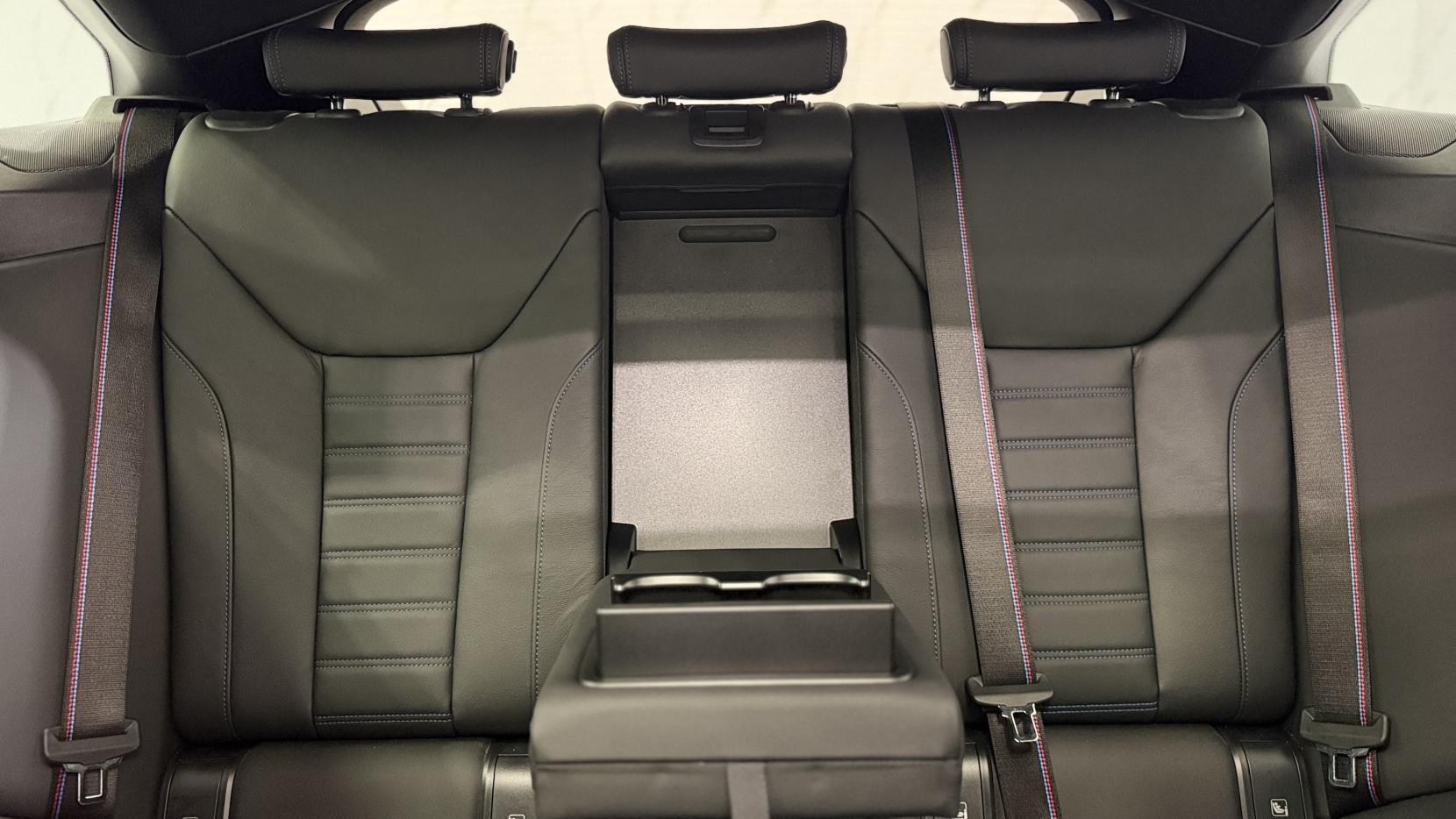 BMW i4 view 11