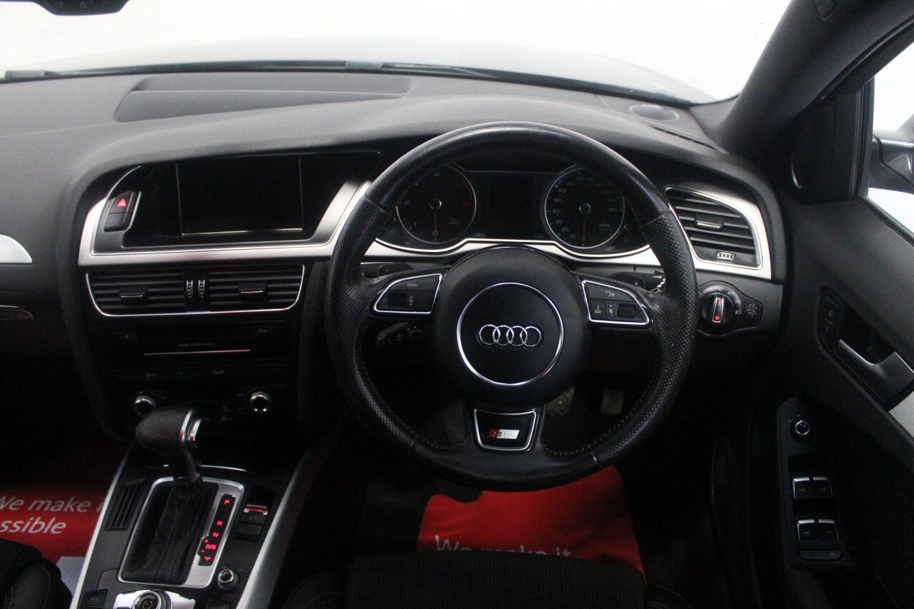 Audi A4 view 48