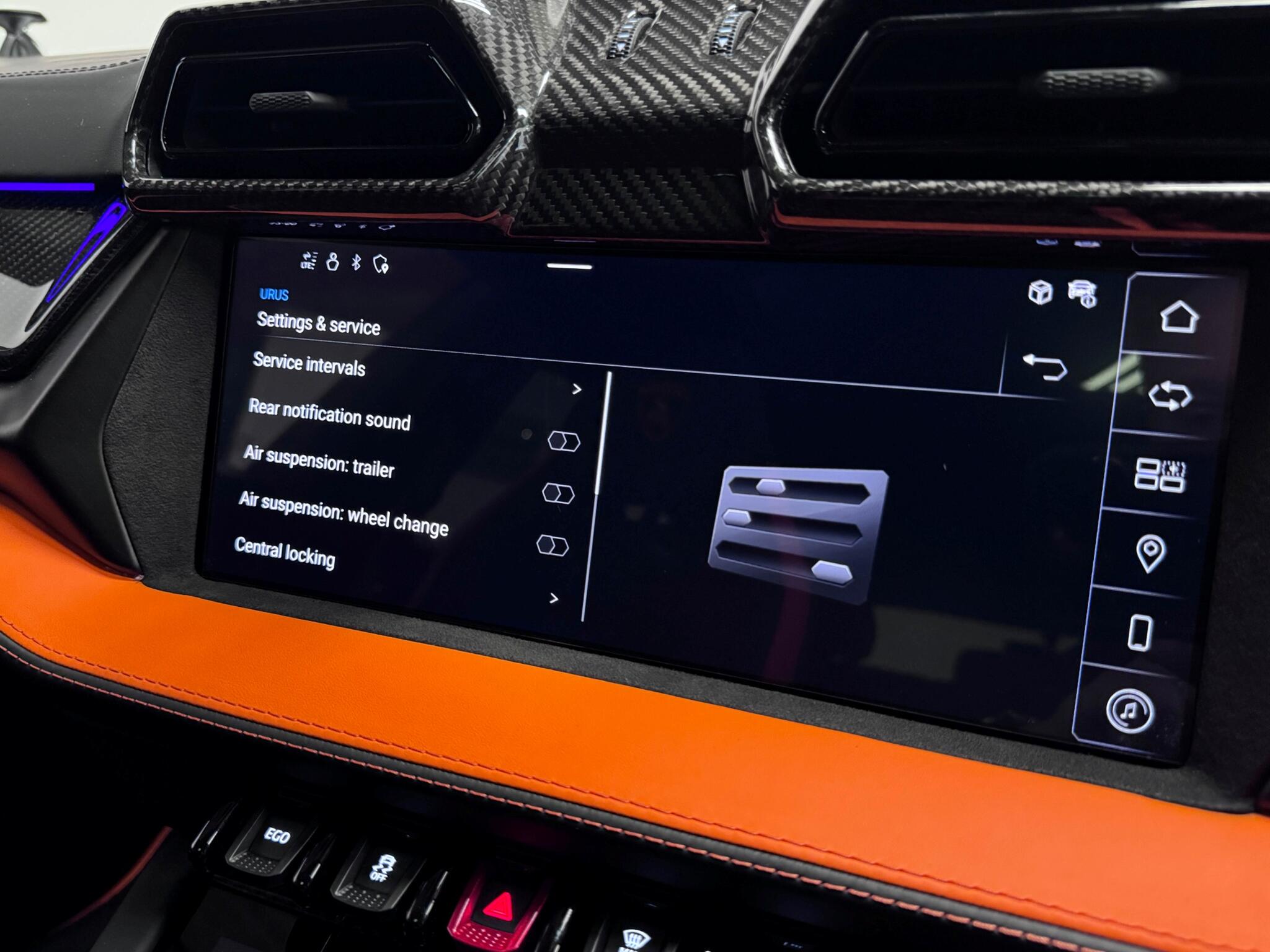 Lamborghini Urus view 79