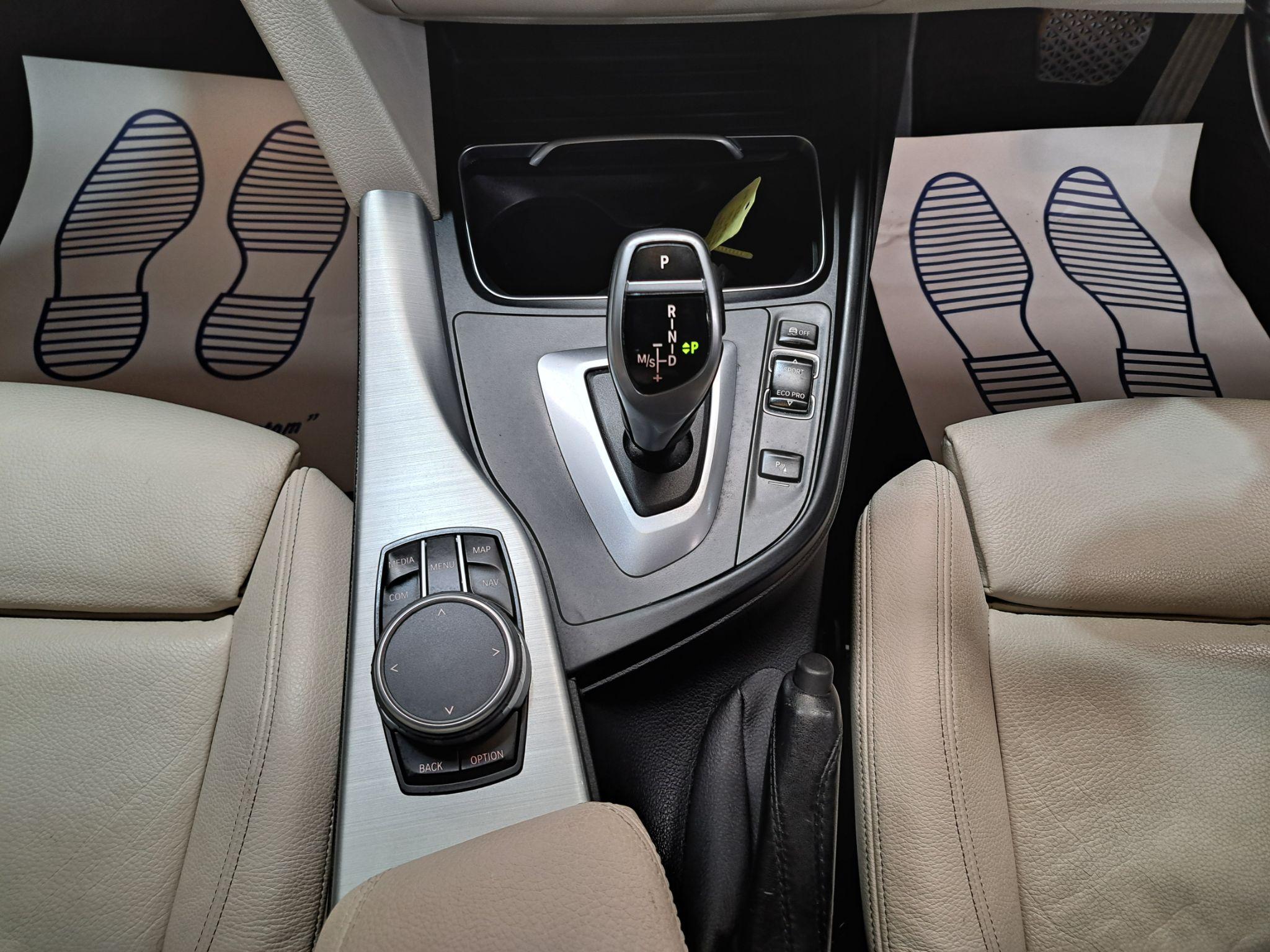 BMW 4 Series Gran Coupe view 10