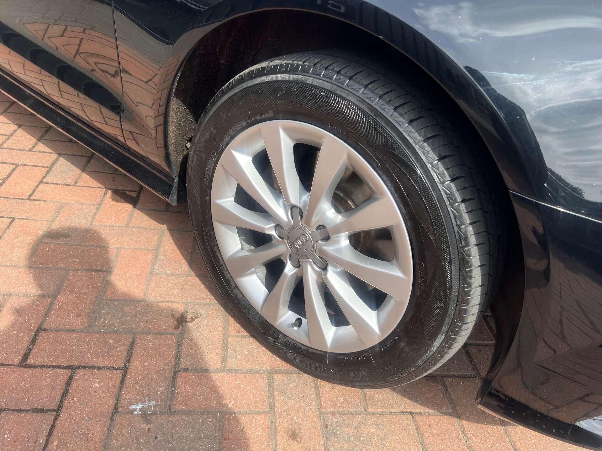 Audi A6 view 59