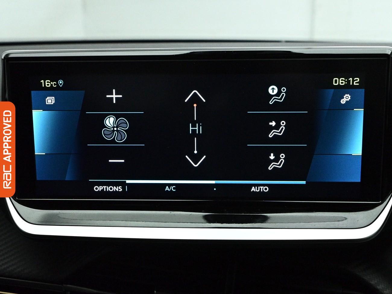 Peugeot e-2008 view 15