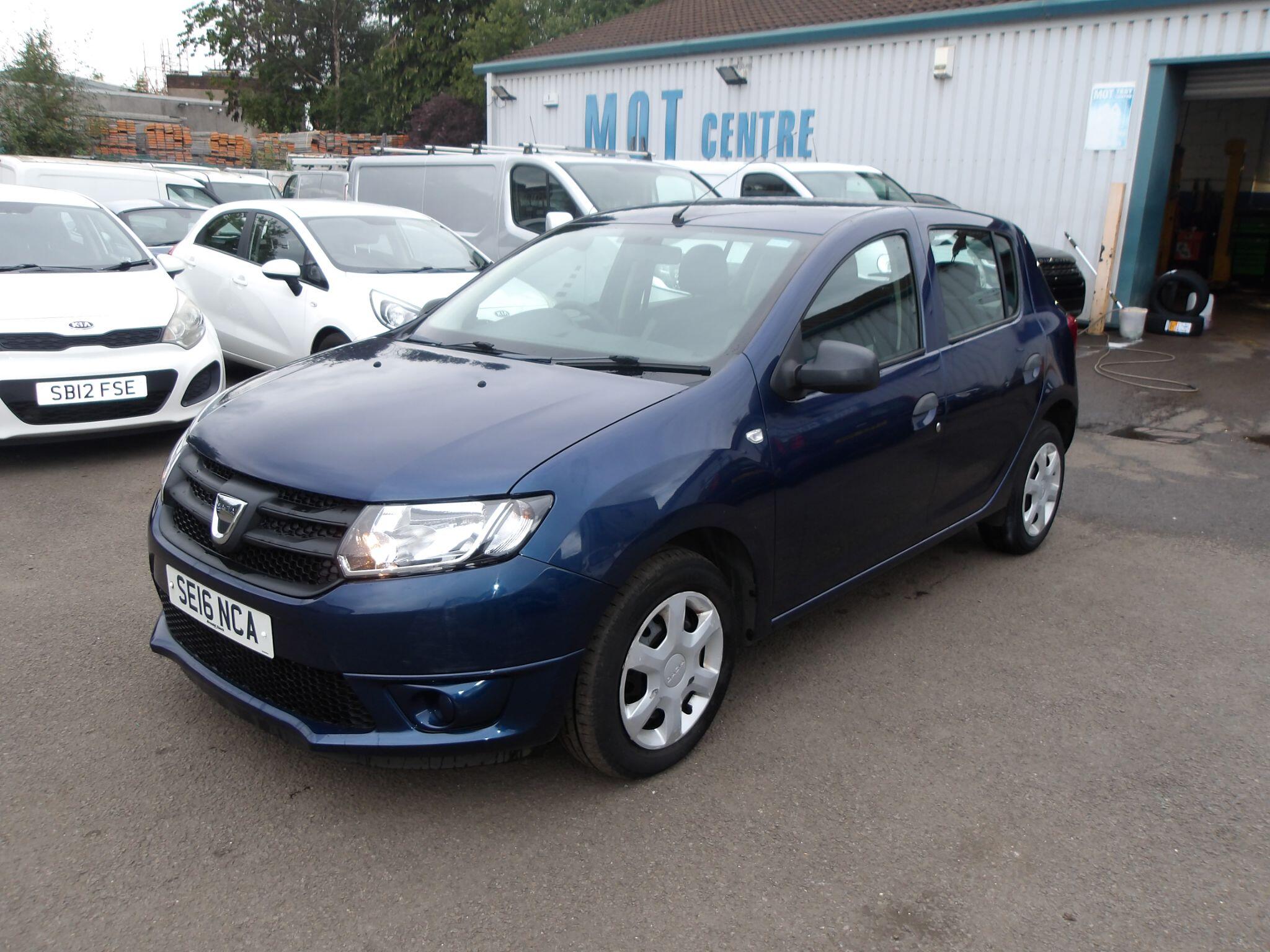Dacia Sandero view 3