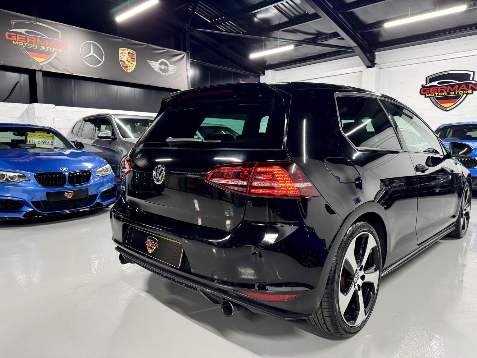 Volkswagen Golf view 30