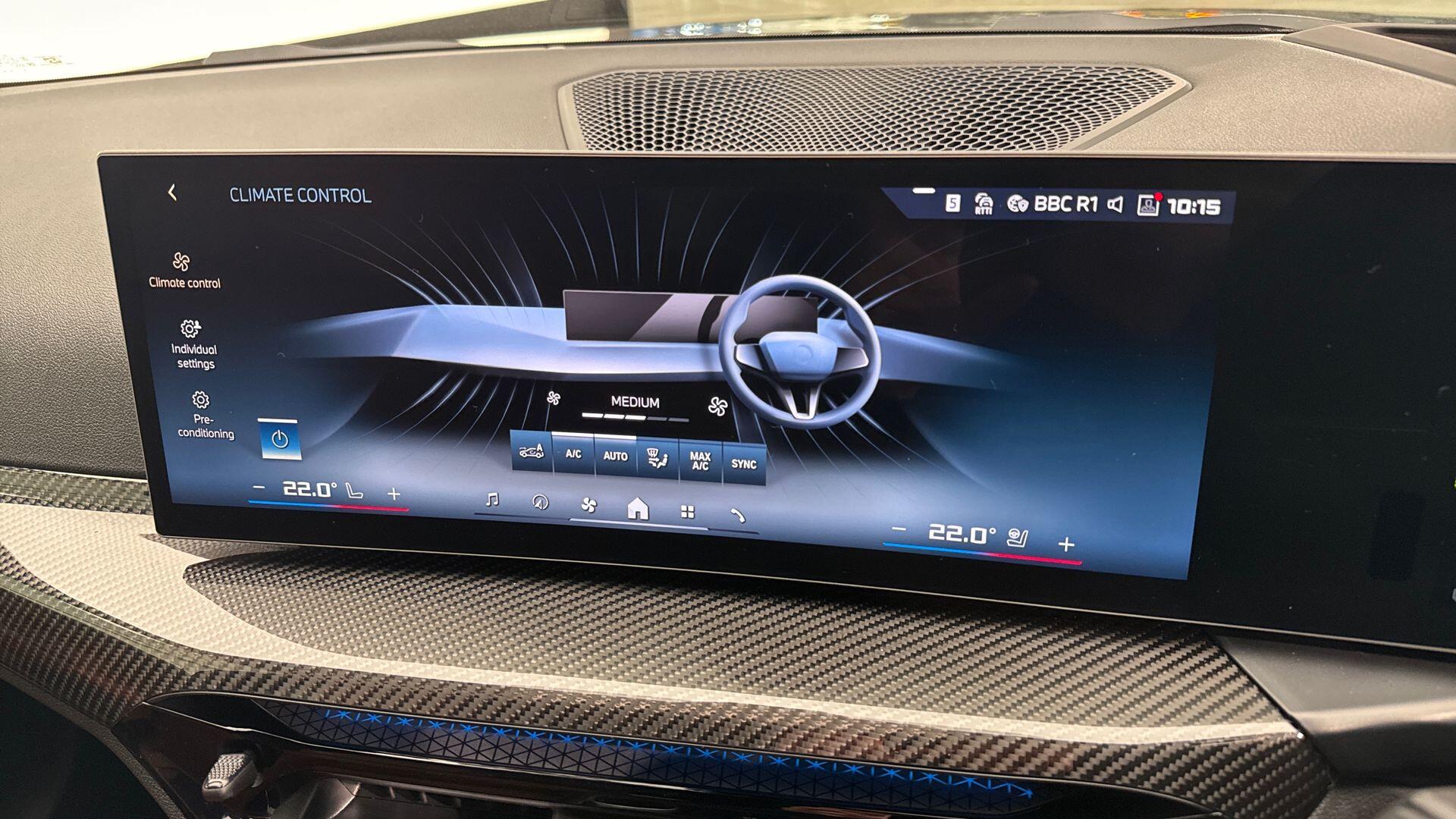 BMW I4 view 25