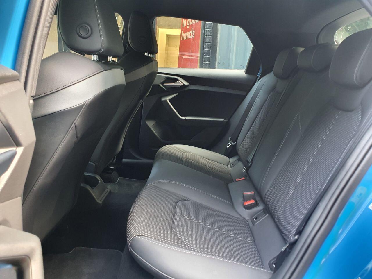 Audi A1 view 24