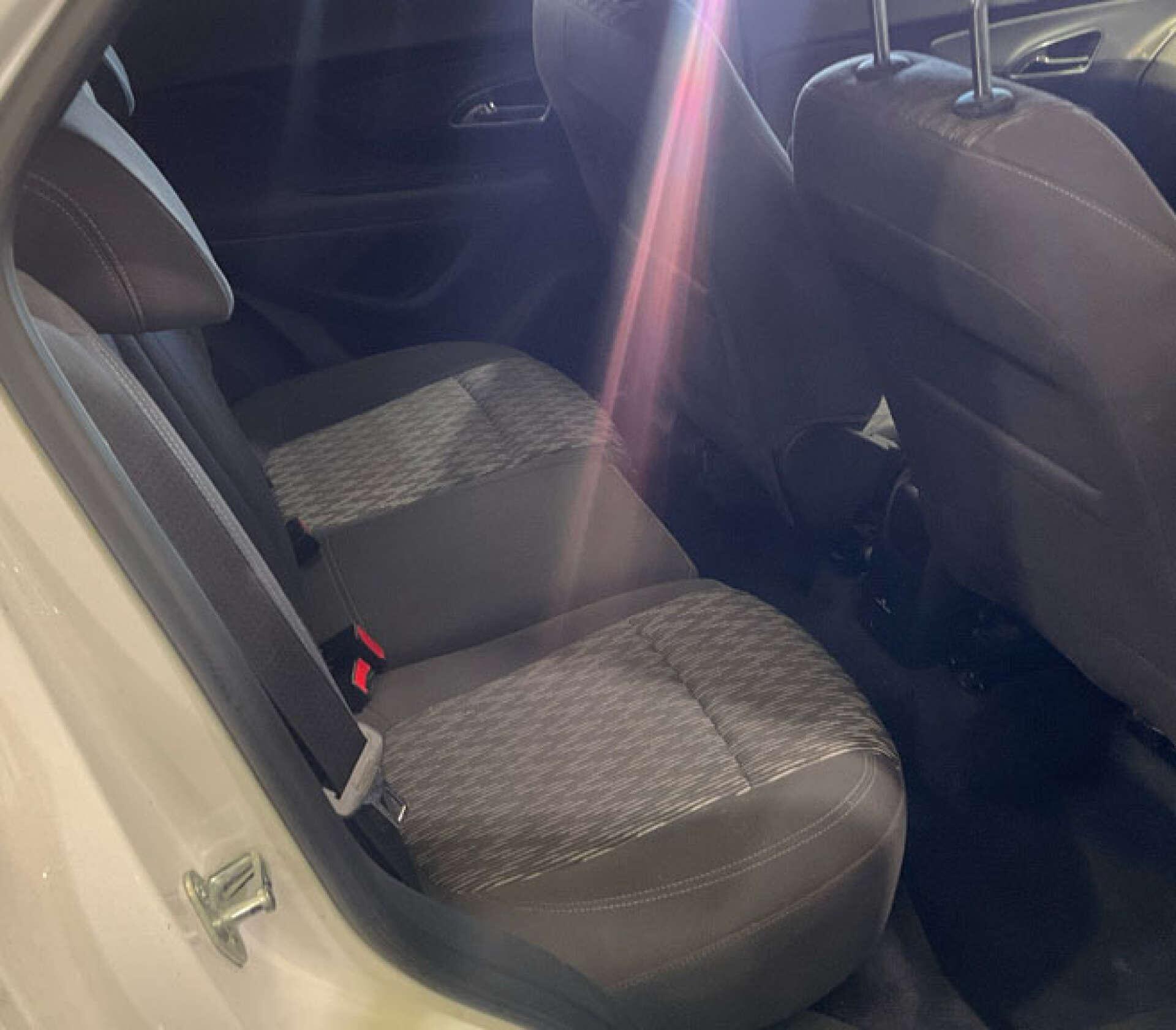 Vauxhall Mokka view 5