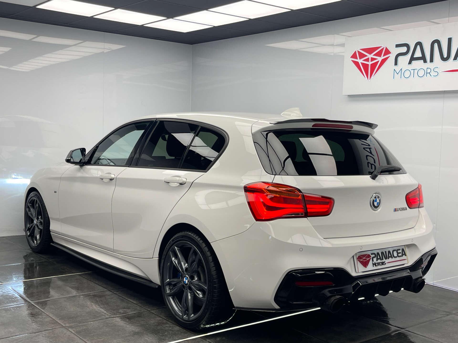 BMW 1 Series view 25