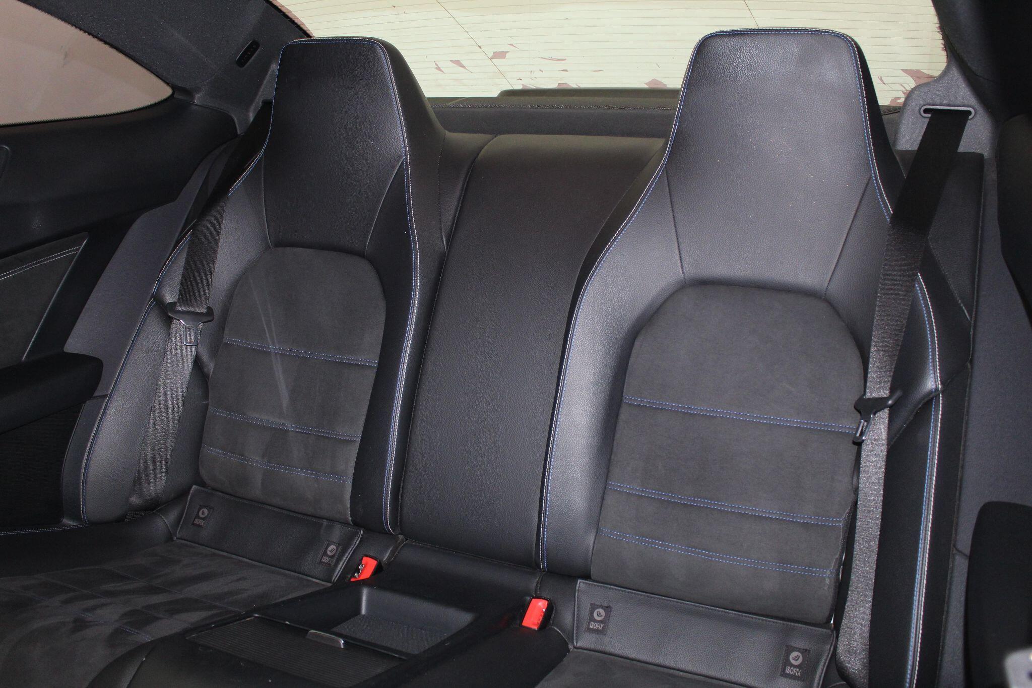 Mercedes-Benz C-Class view 48