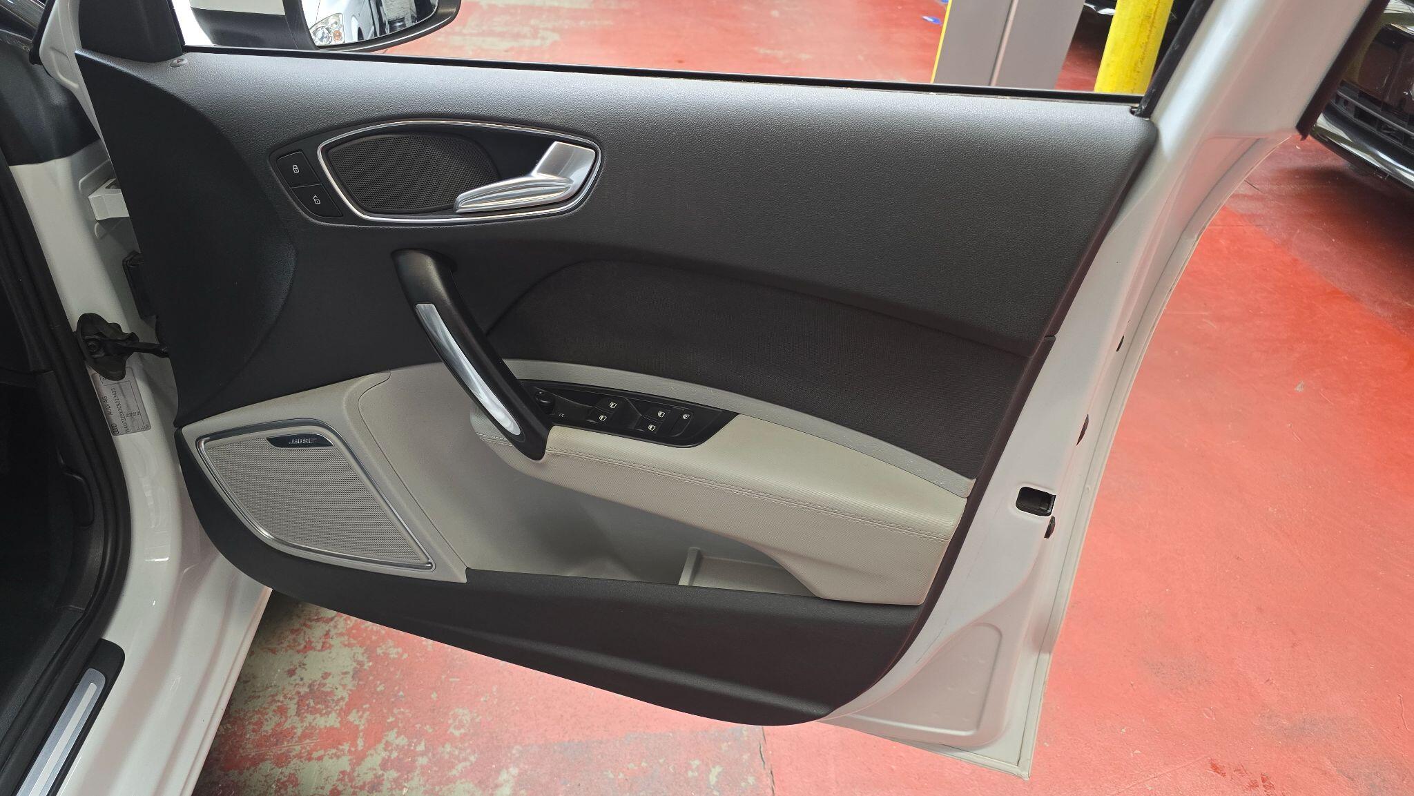 Audi A1 view 16