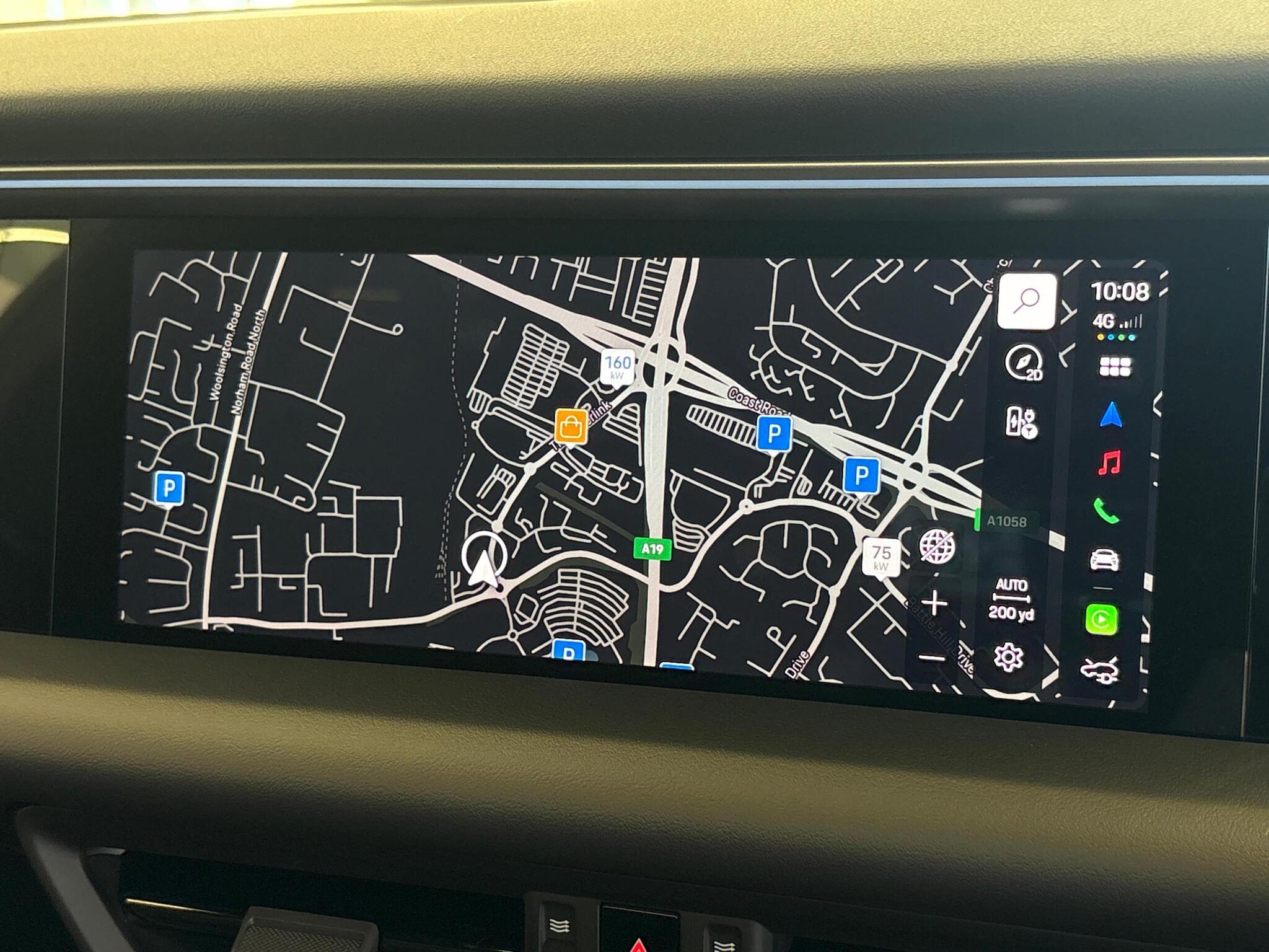 Porsche Macan view 32