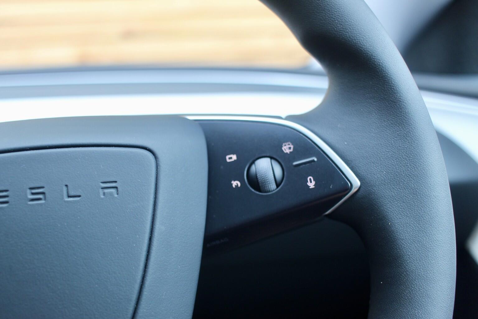 Tesla Model 3 view 39