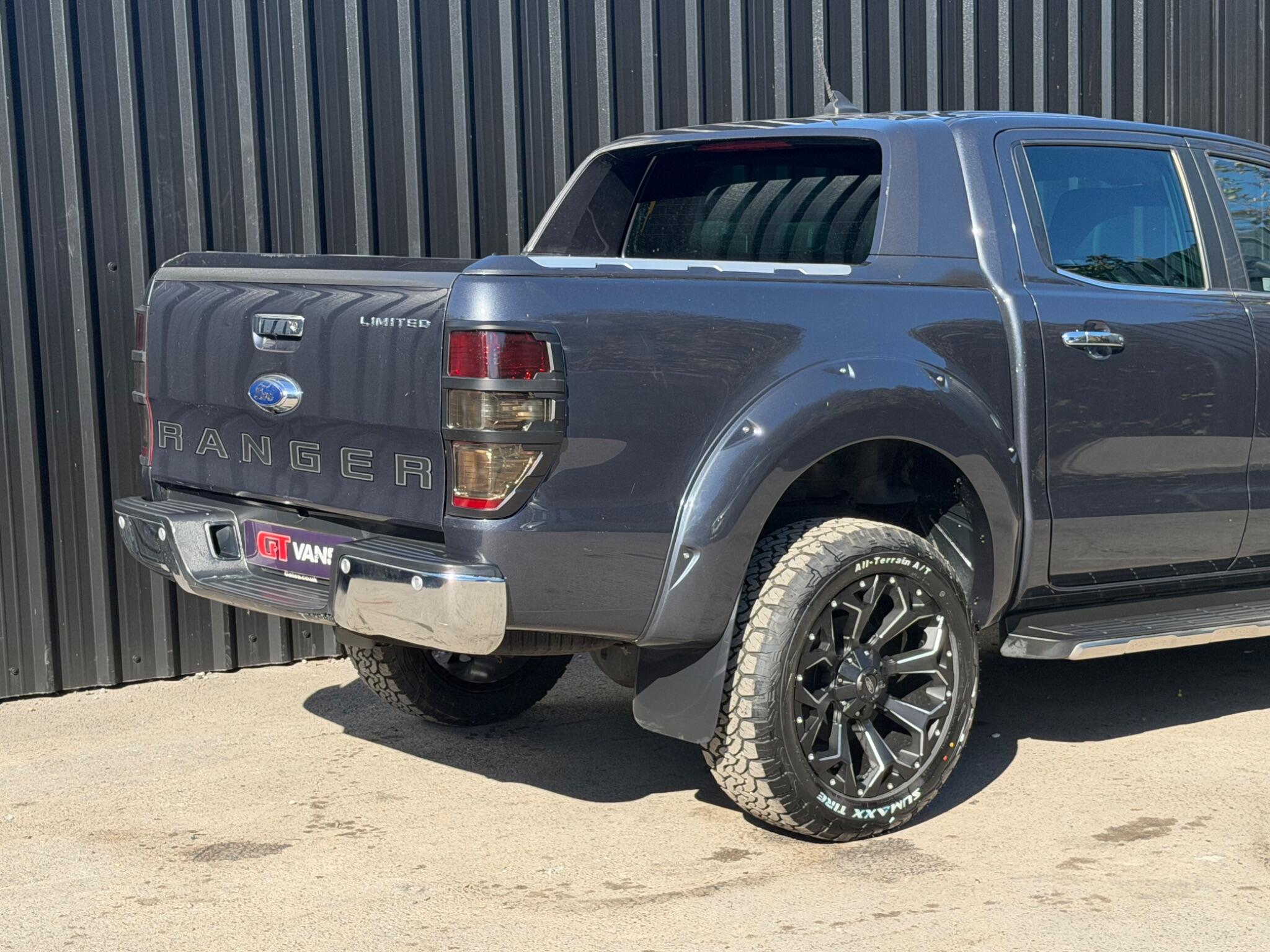 Ford Ranger view 10