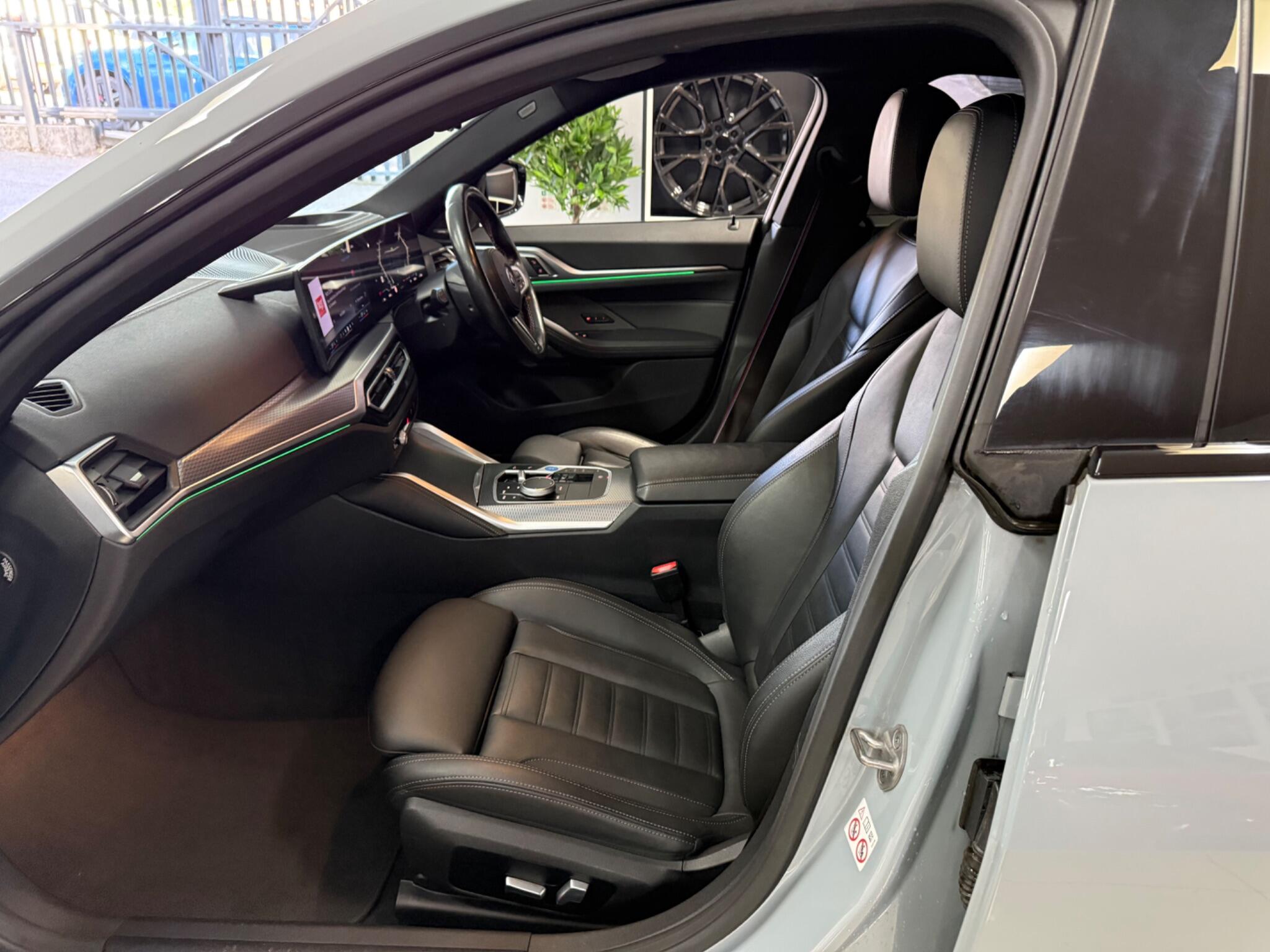 BMW i4 view 41